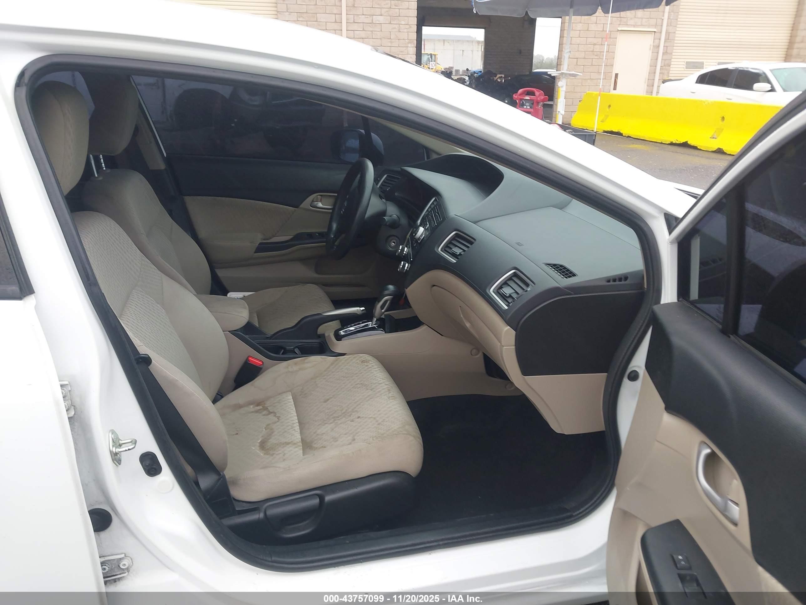 HONDA CIVIC image 5
