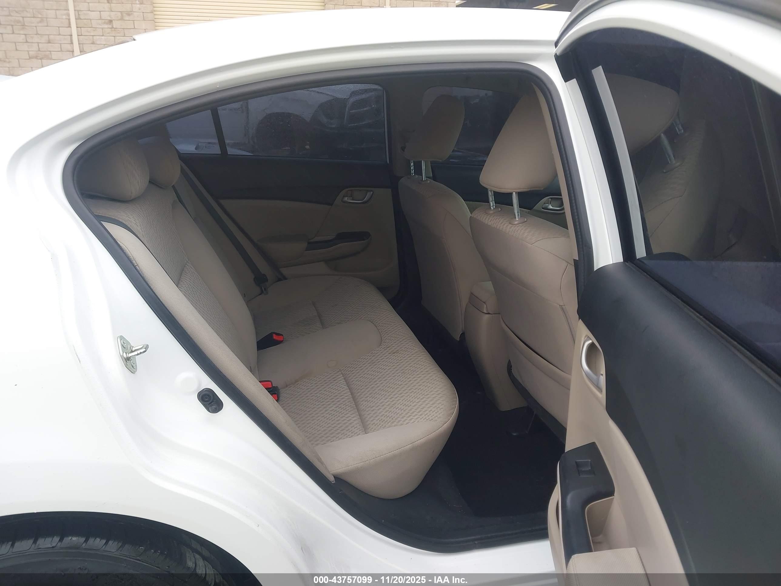 HONDA CIVIC image 8