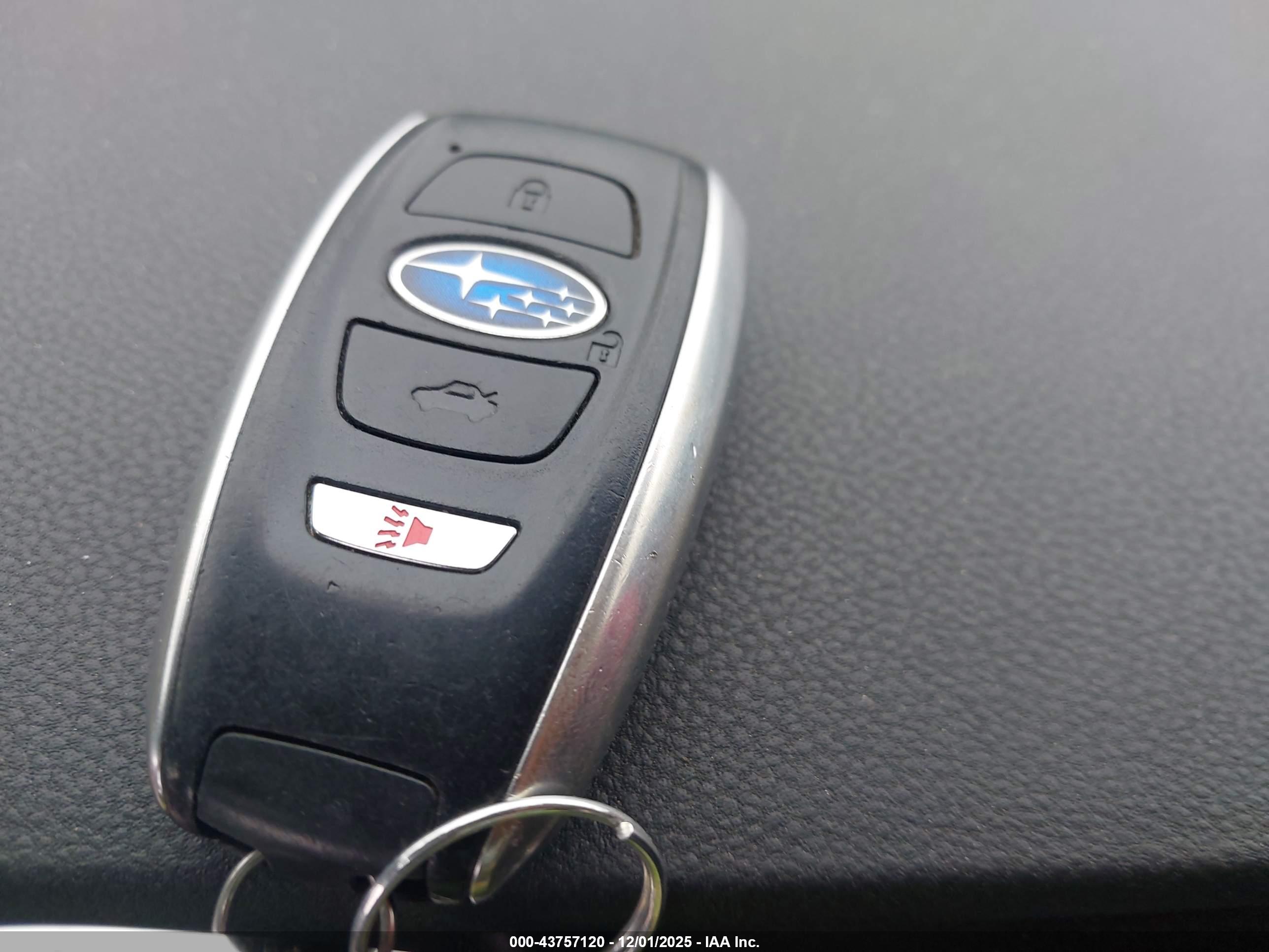 SUBARU ASCENT image 11