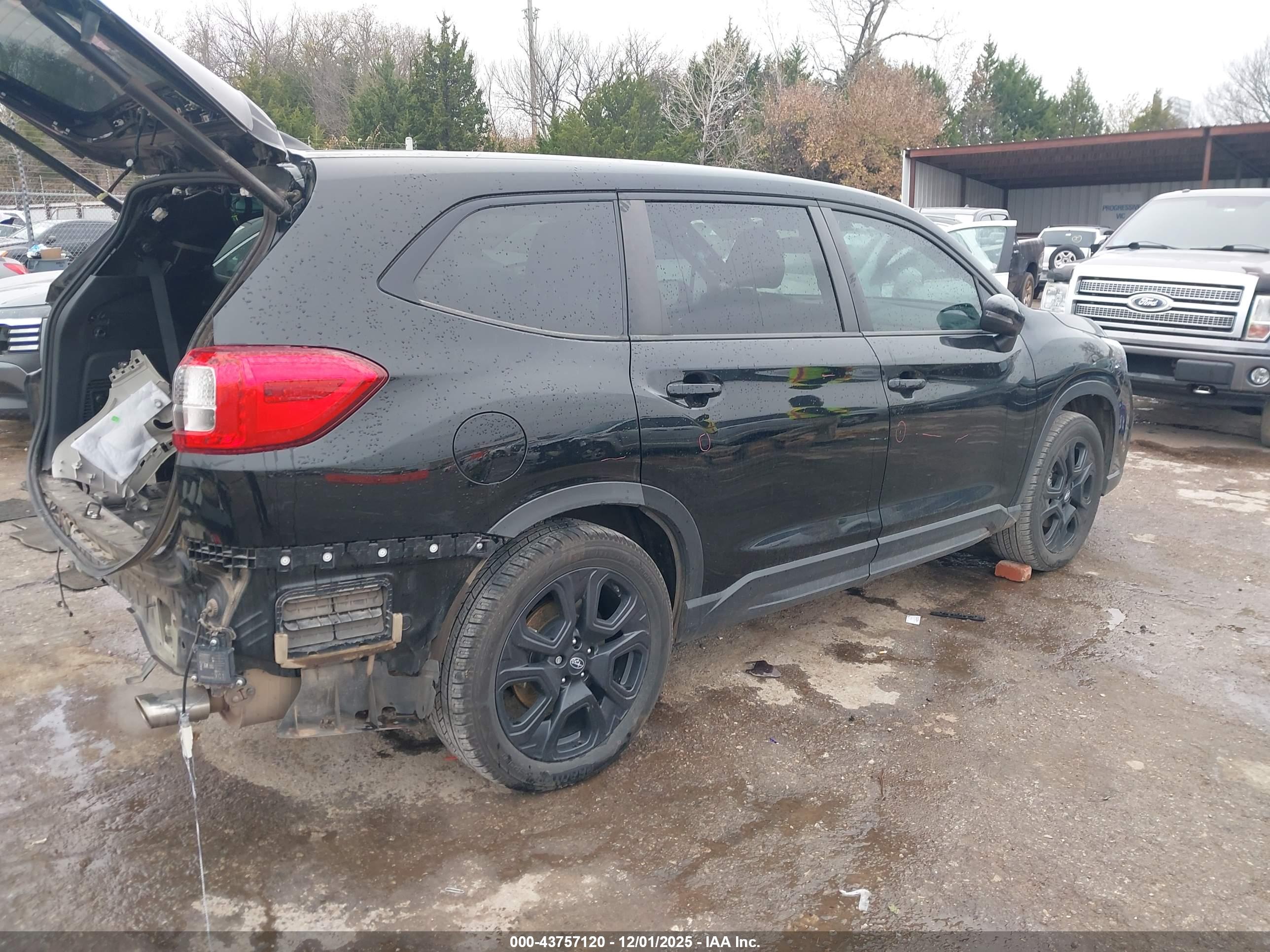 SUBARU ASCENT image 4