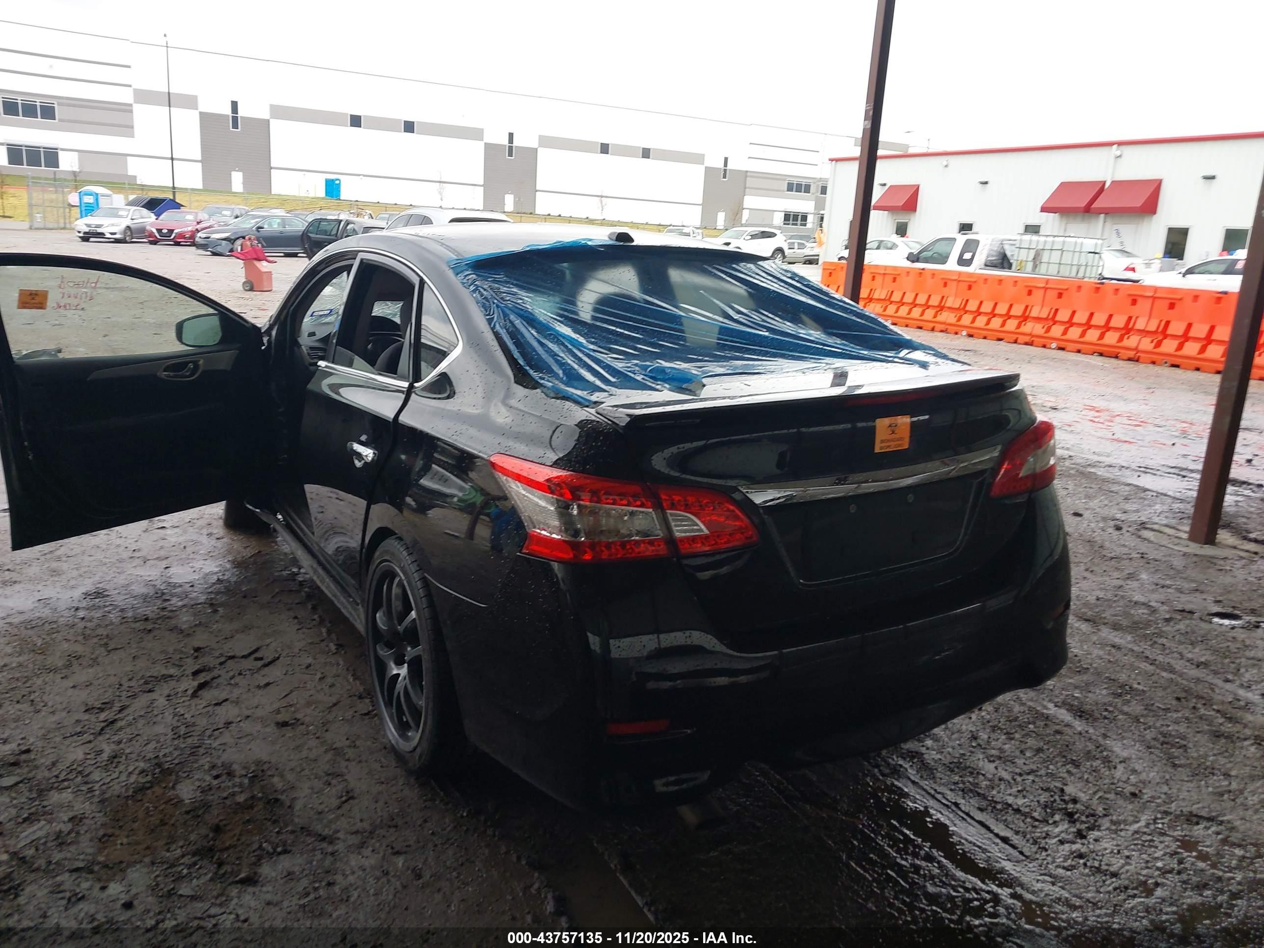 NISSAN SENTRA image 3