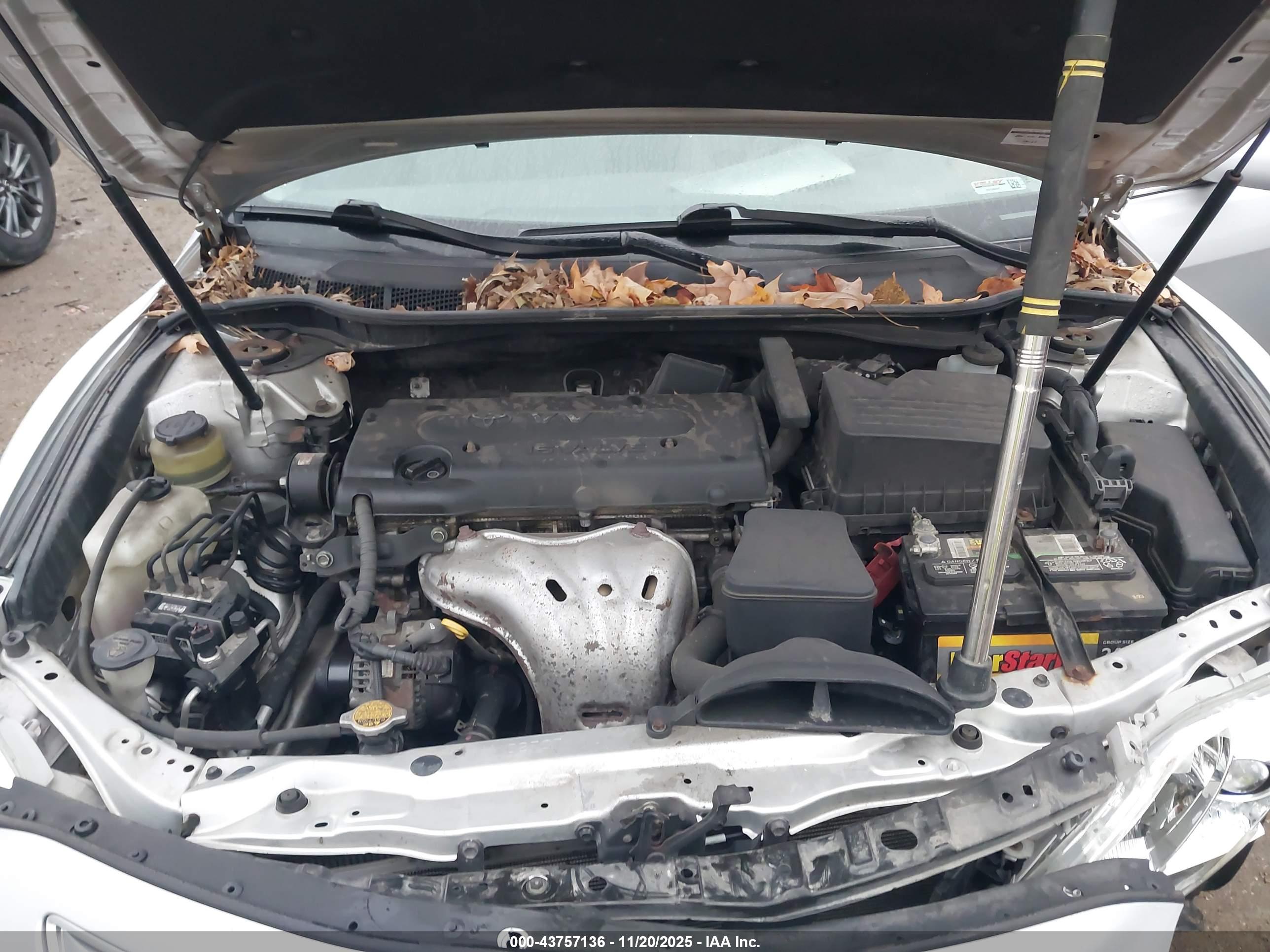 TOYOTA CAMRY image 10