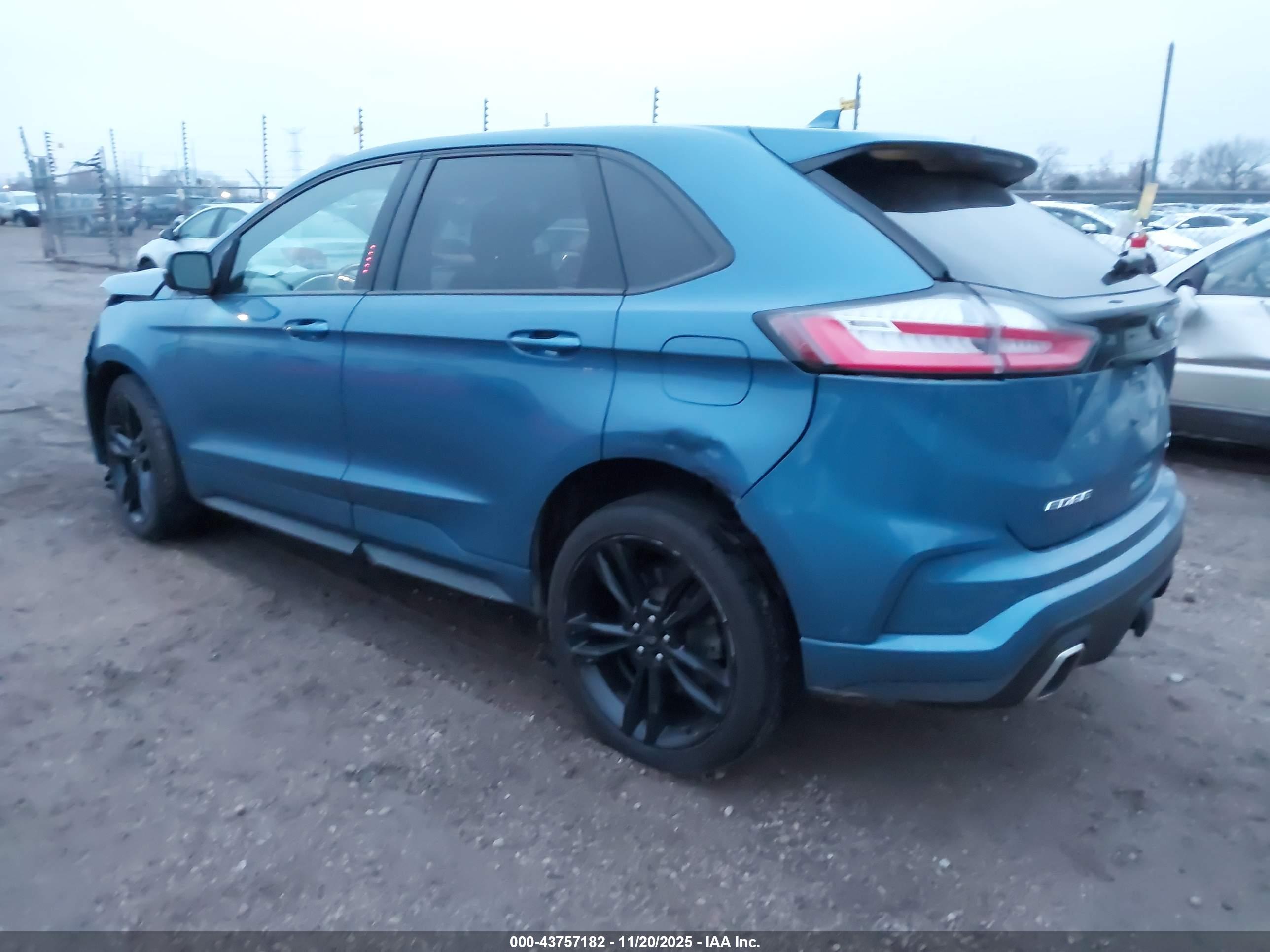 FORD EDGE image 3