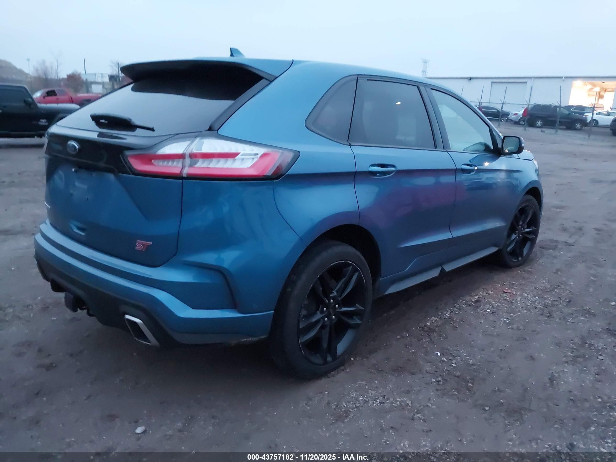 FORD EDGE image 4