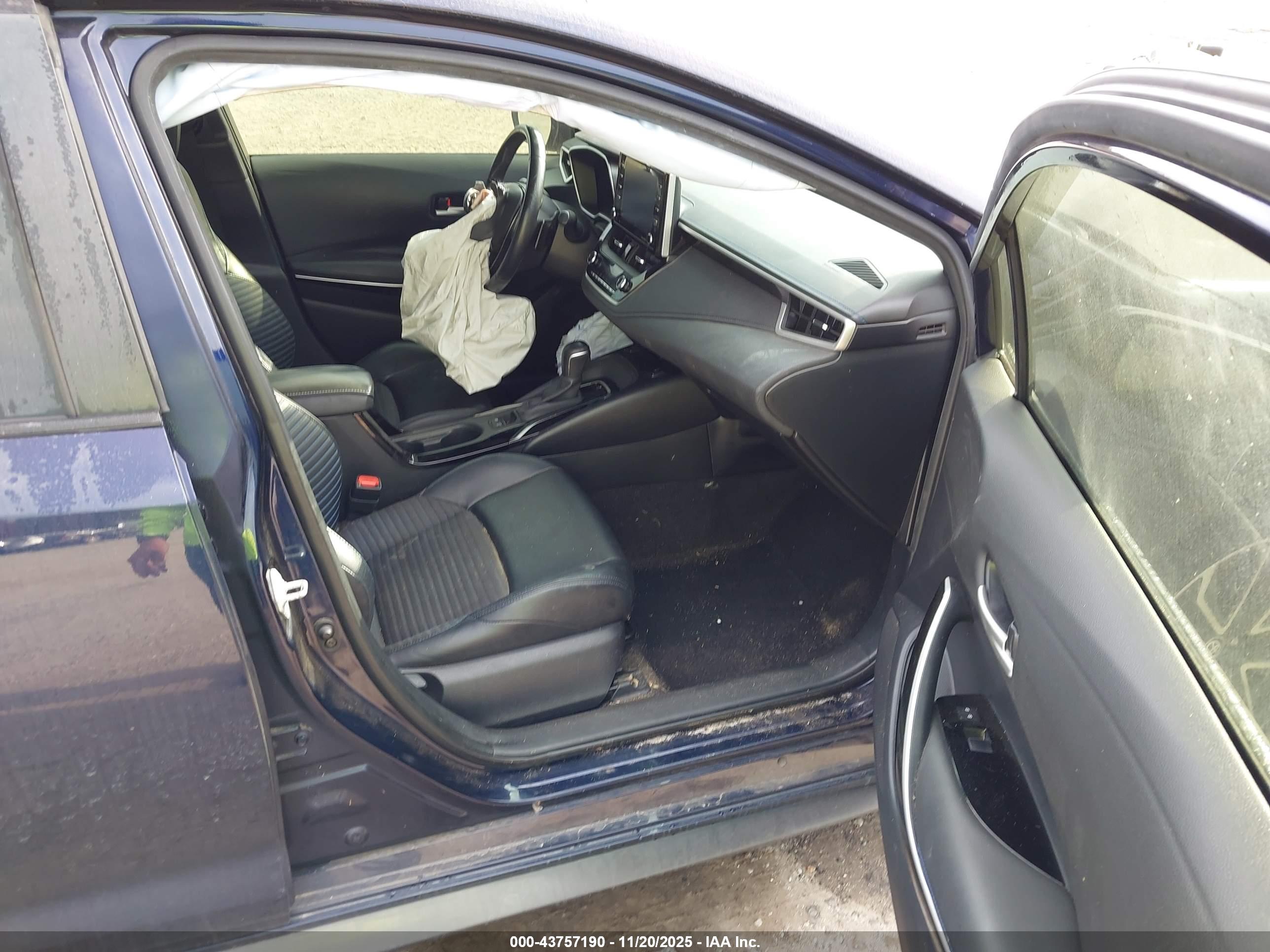 TOYOTA COROLLA image 5