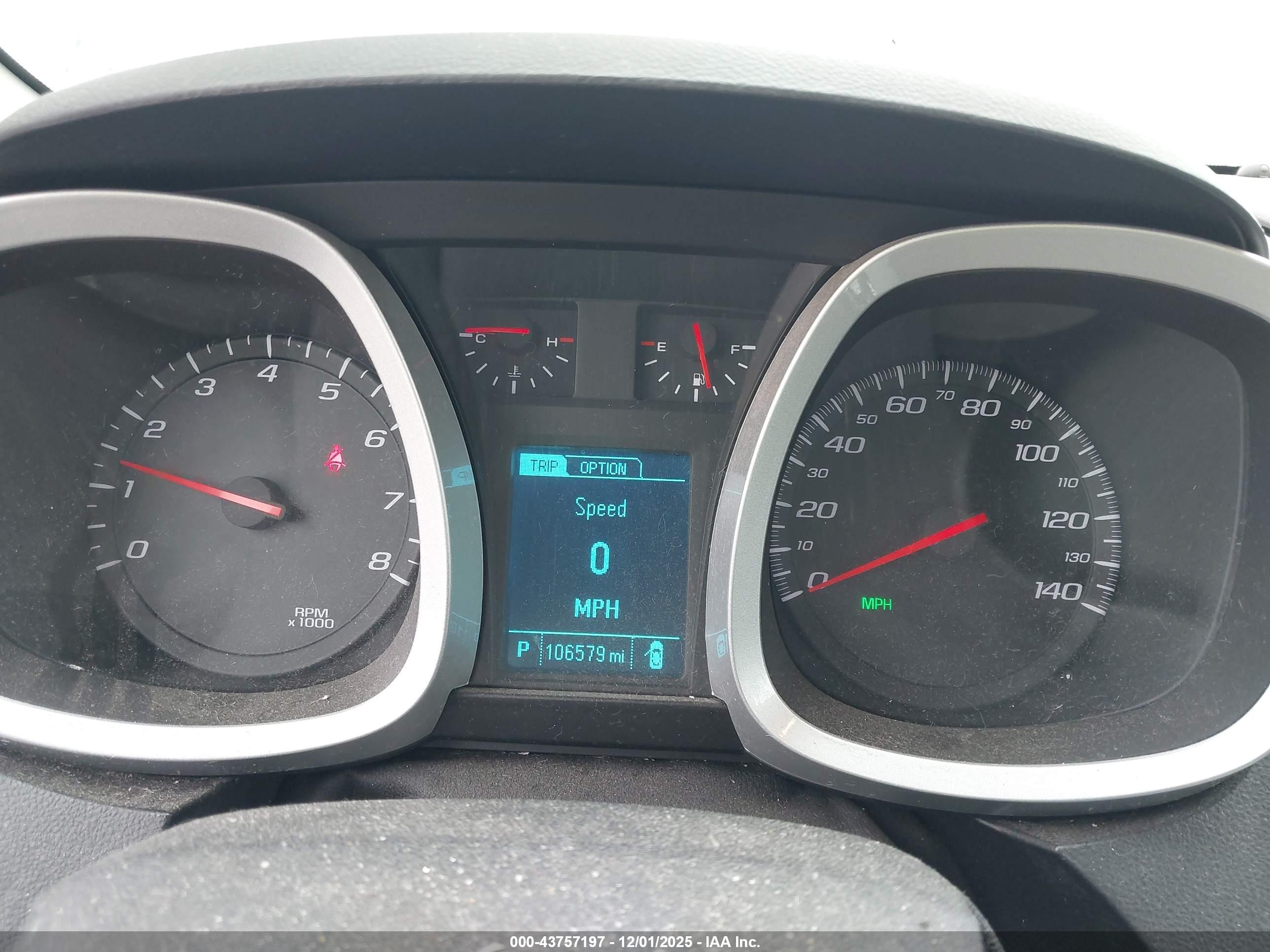 CHEVROLET EQUINOX image 7
