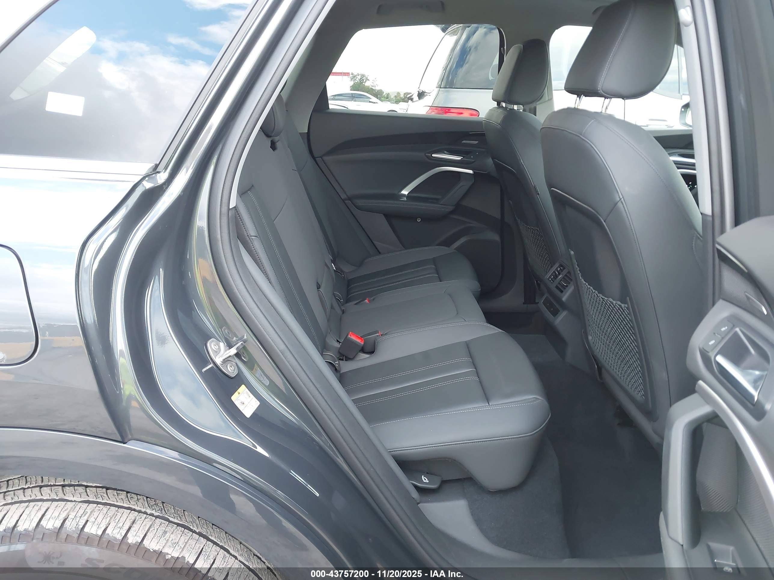 AUDI ALL-NEW image 8