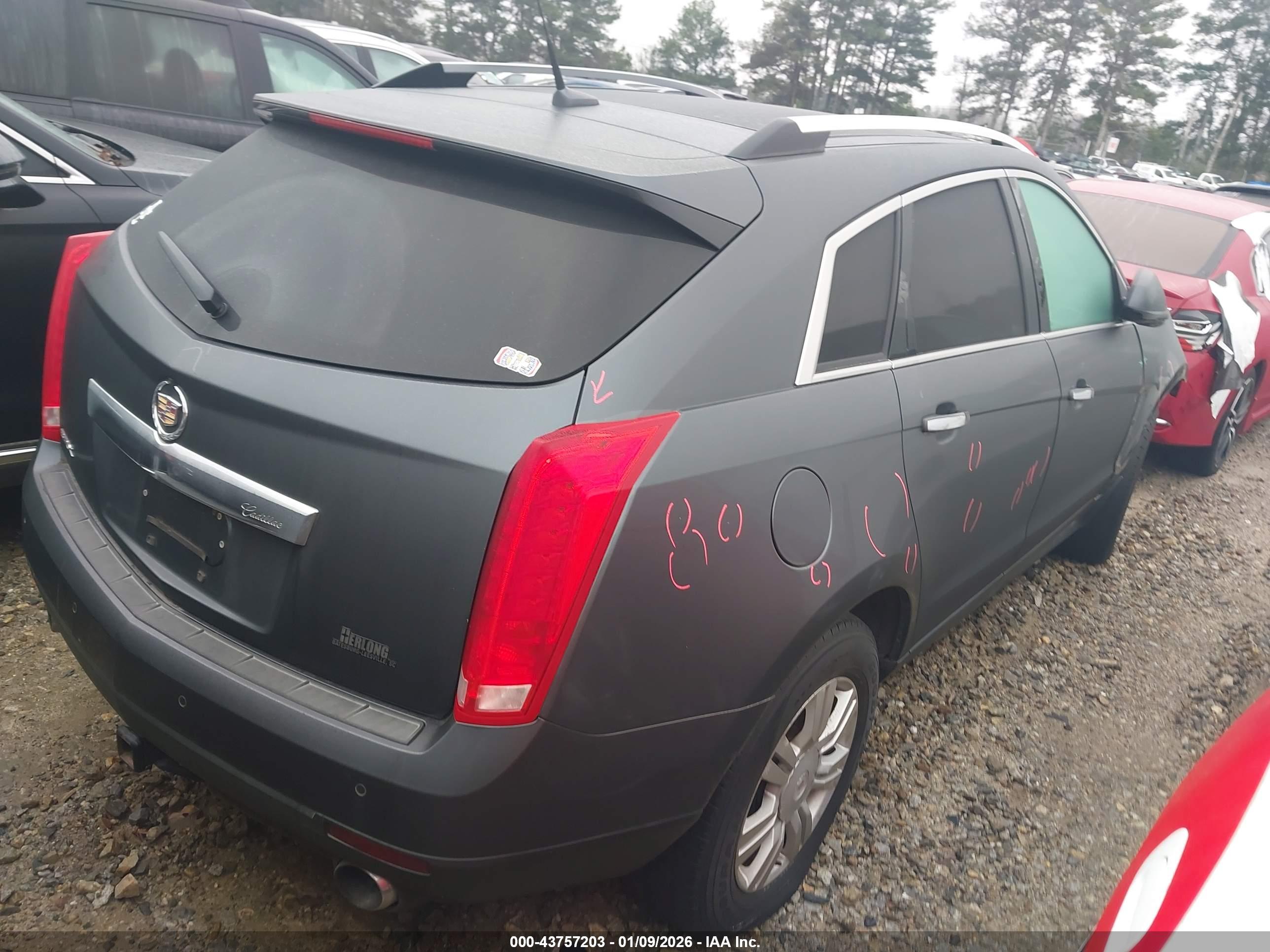 CADILLAC SRX image 4