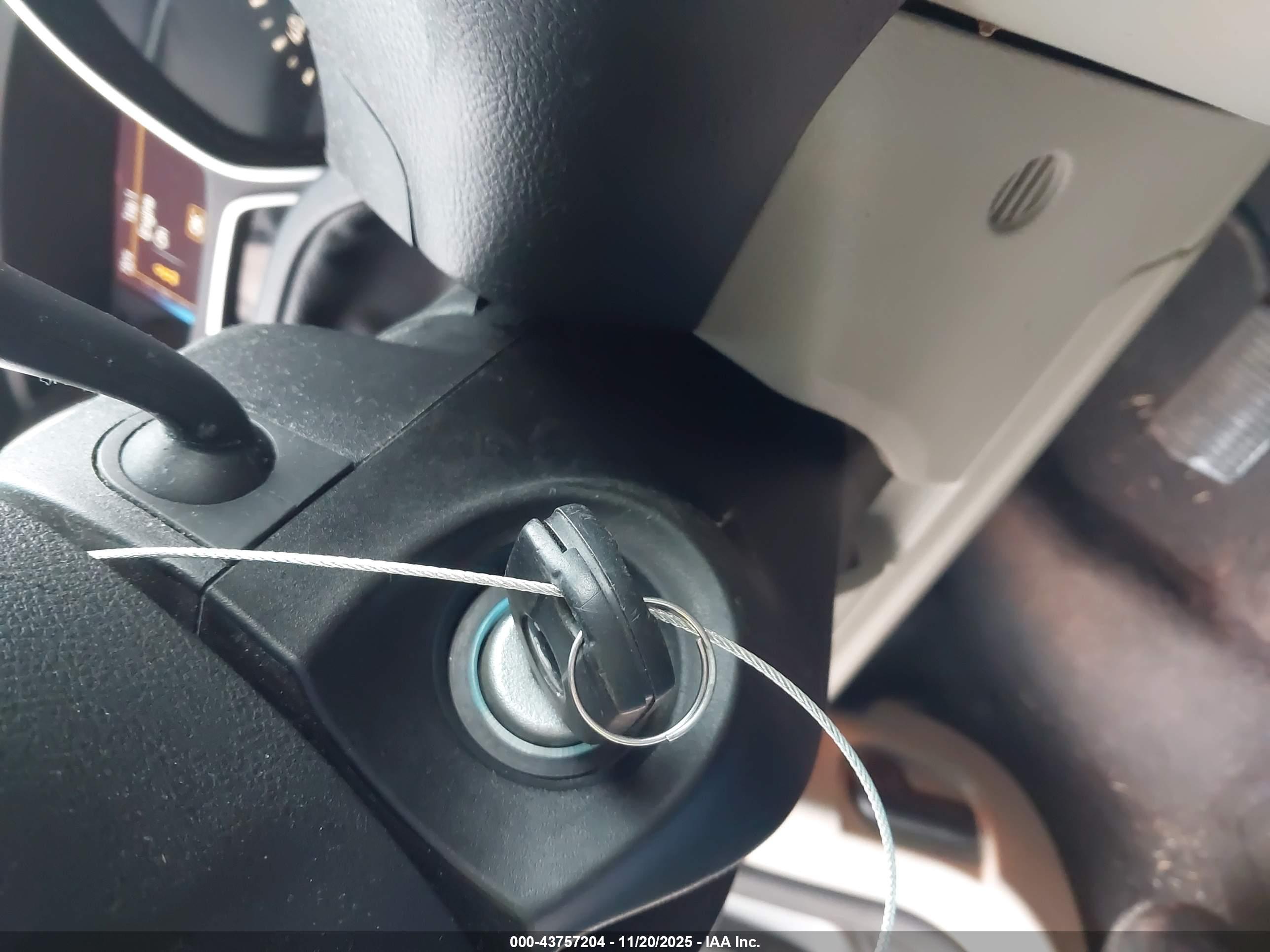 FORD FOCUS image 11