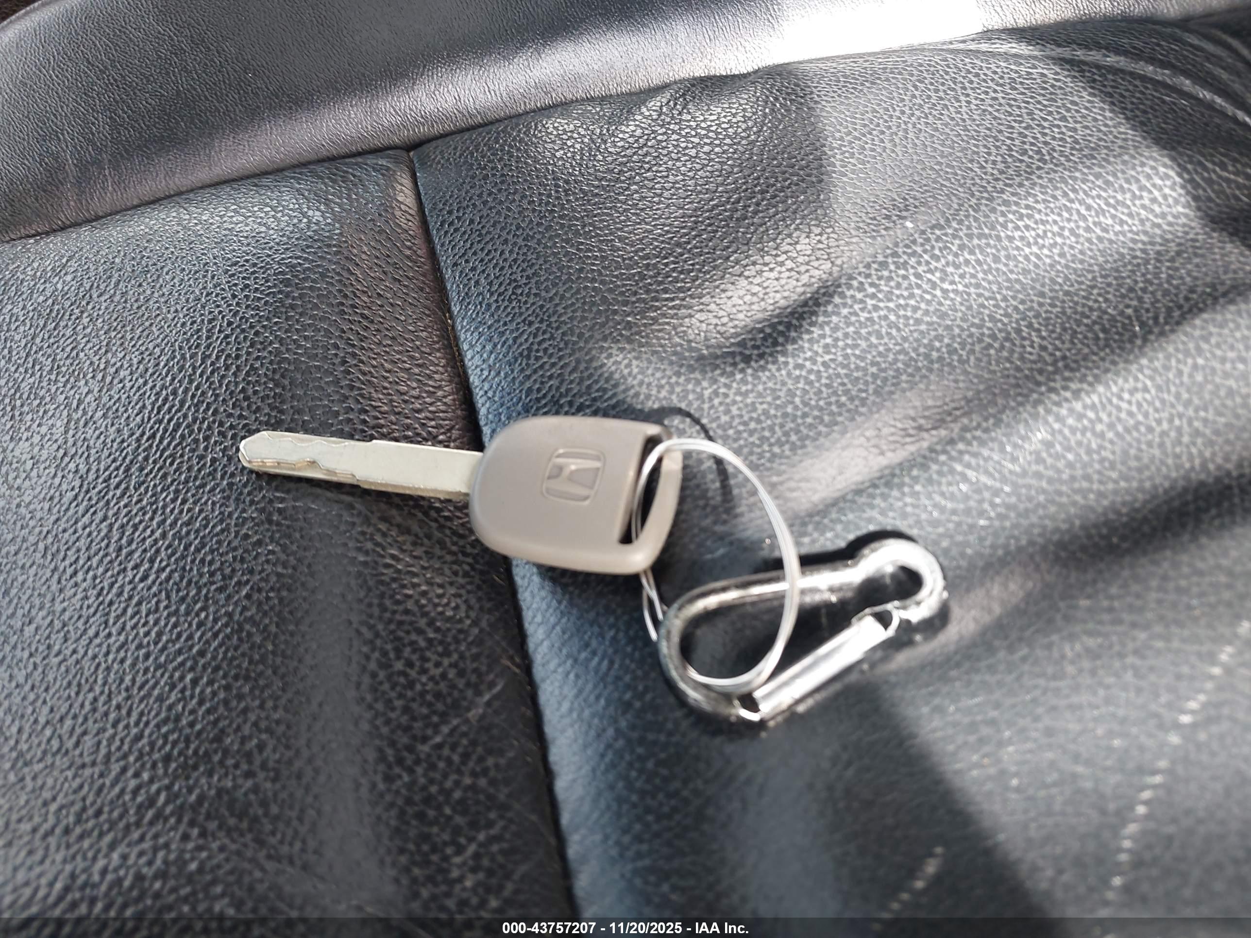 HONDA PILOT image 11