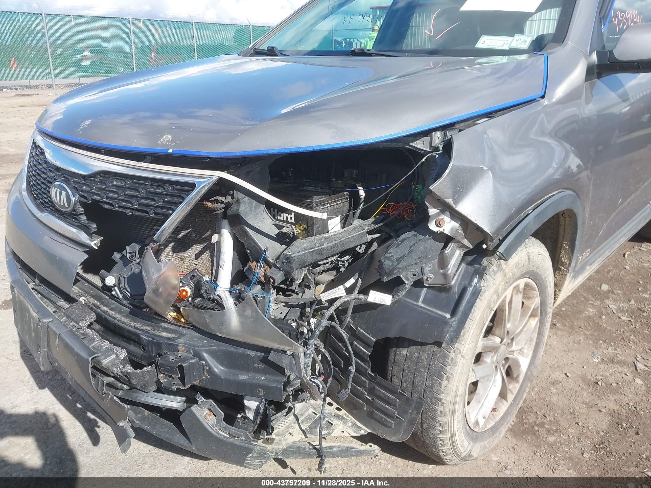 KIA SORENTO image 6