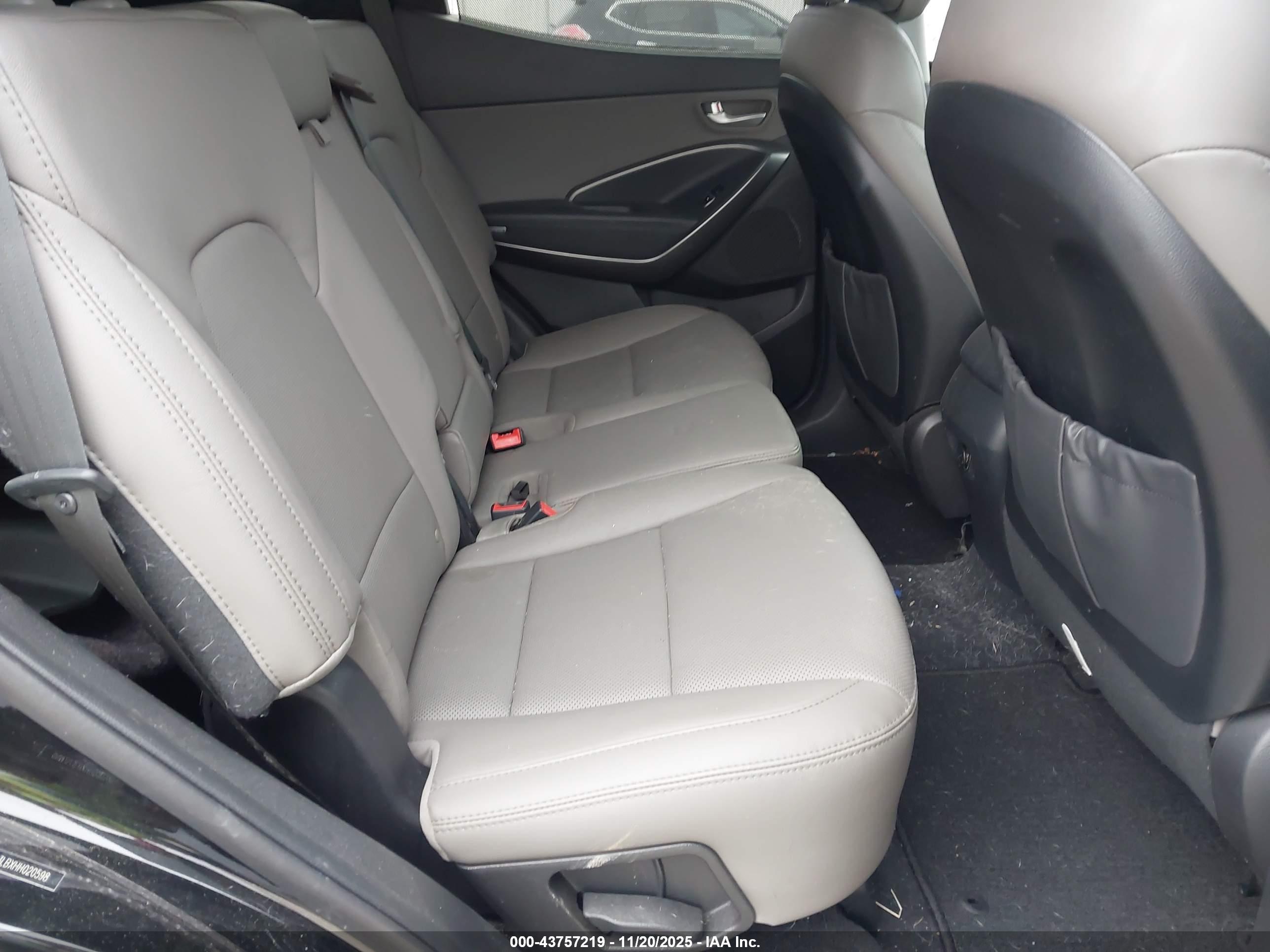 HYUNDAI SANTA image 8