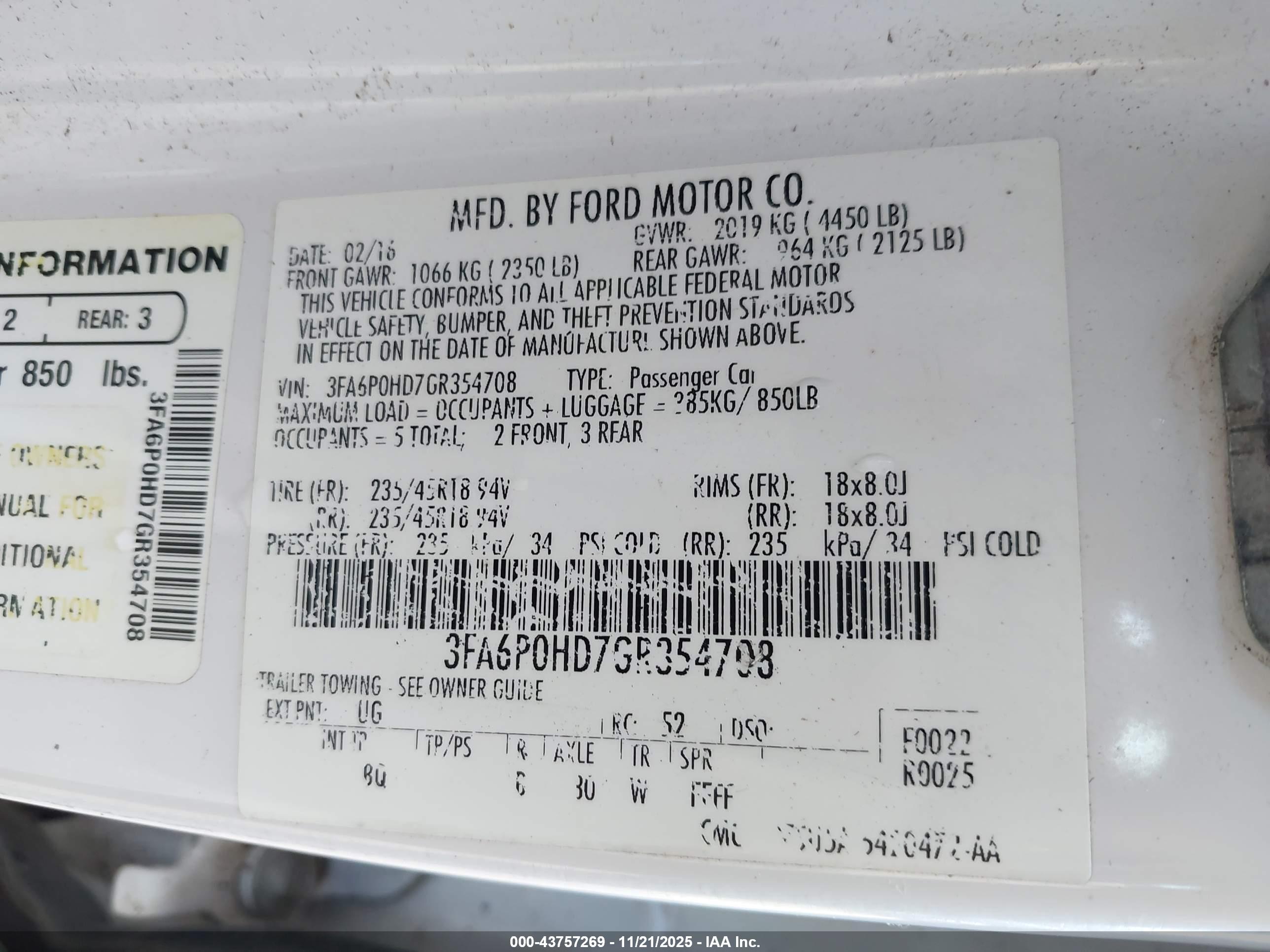 FORD FUSION image 9