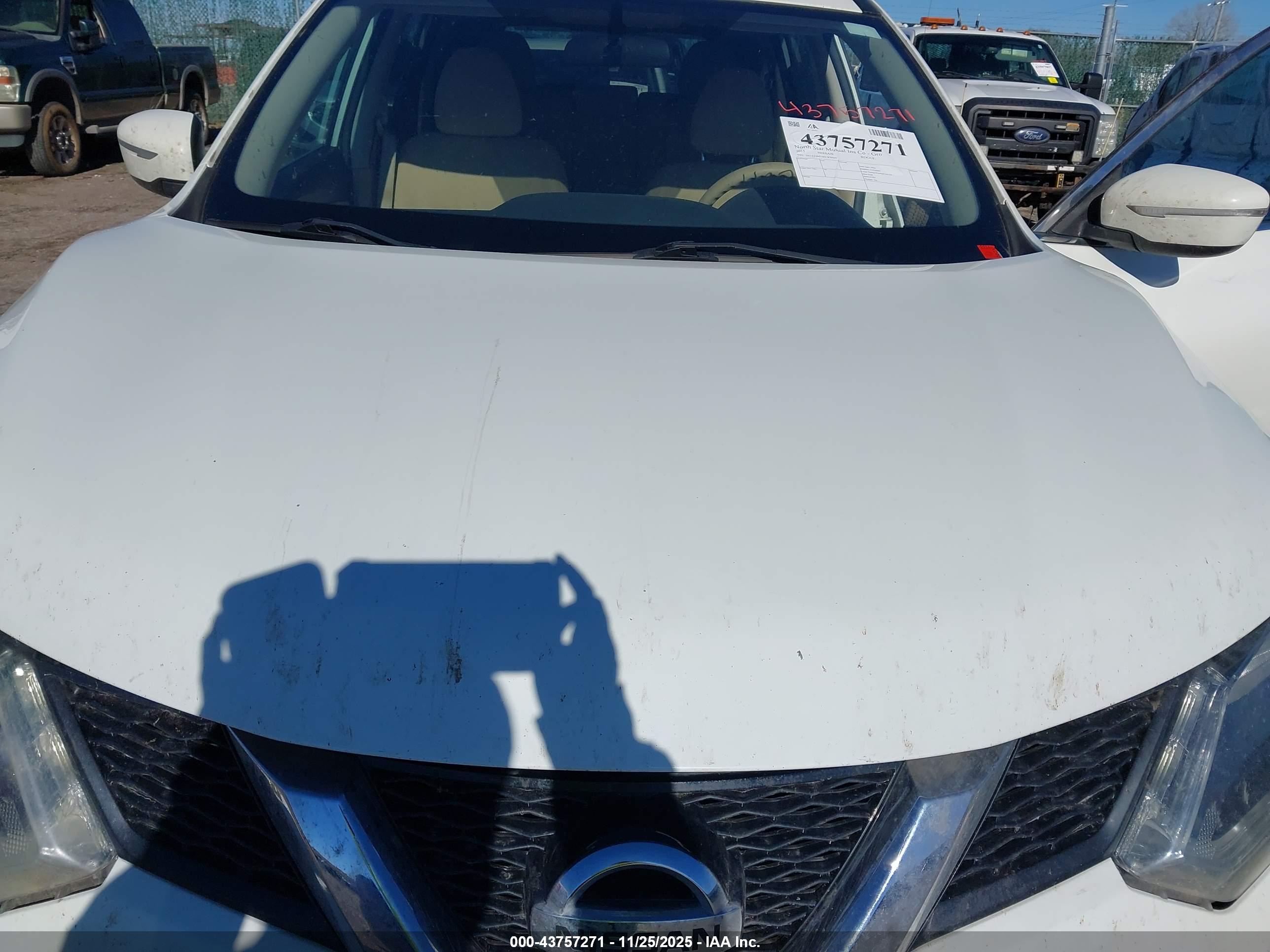 NISSAN ROGUE image 10