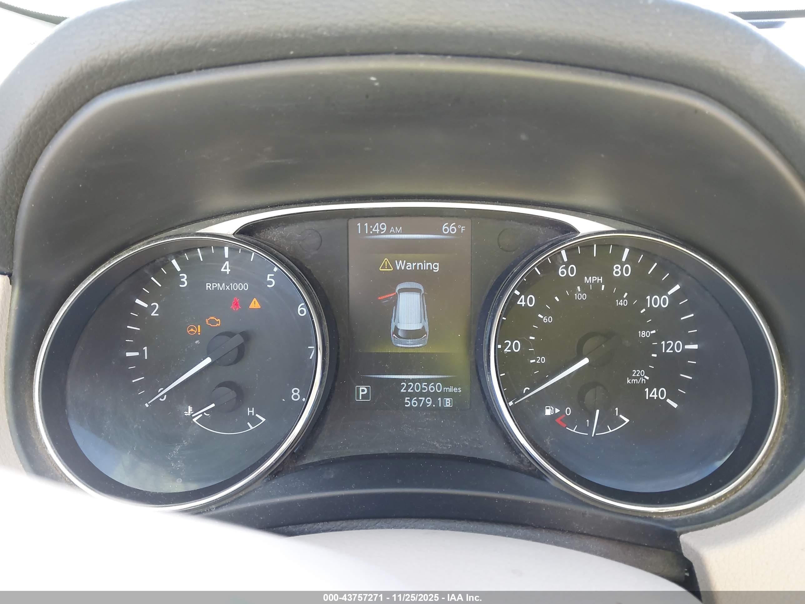 NISSAN ROGUE image 7