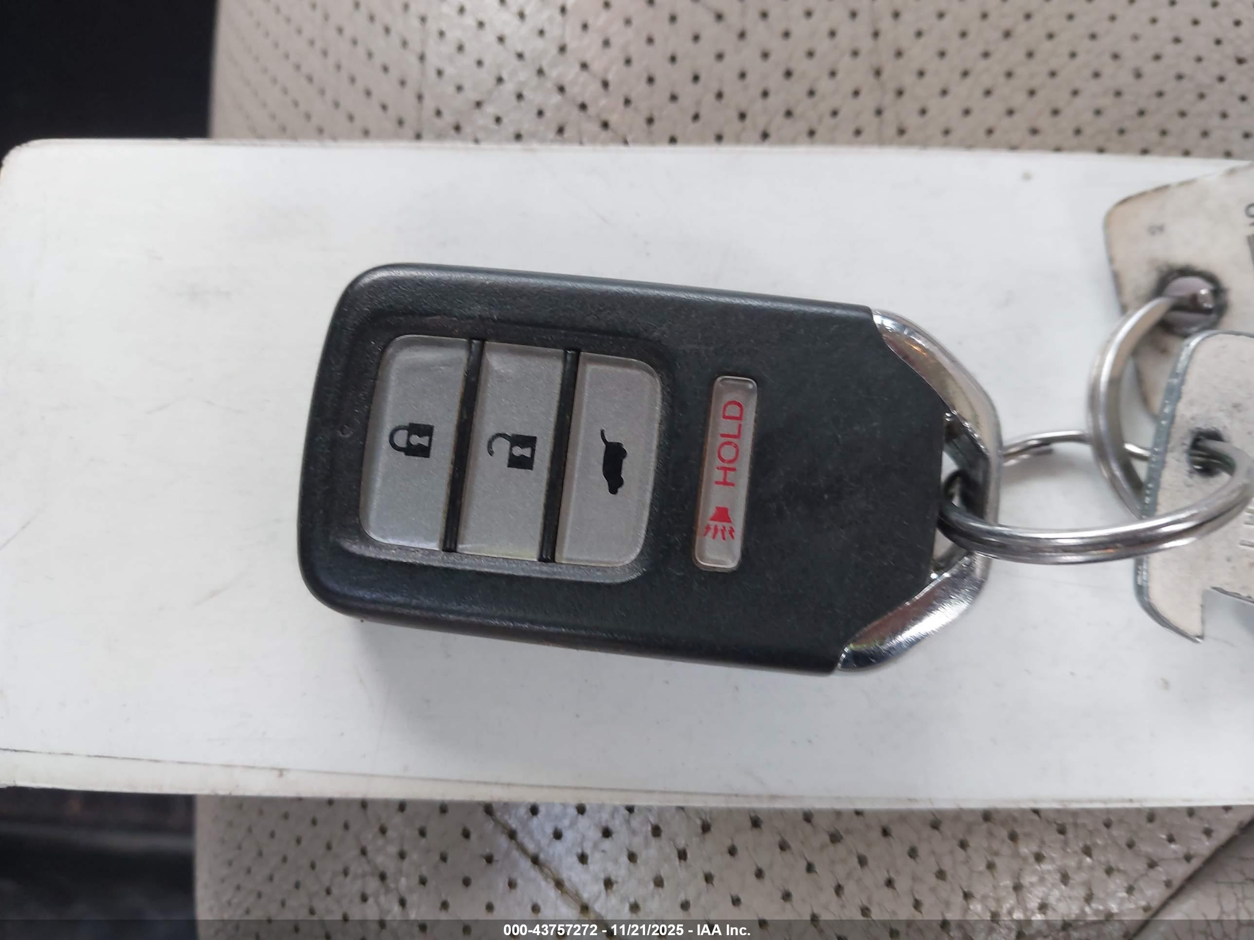 HONDA CR-V image 11