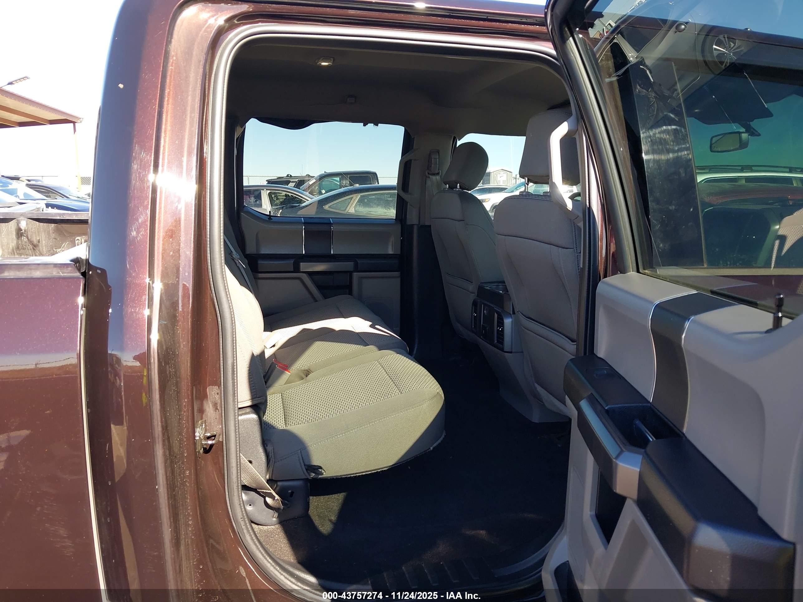 FORD F-150 image 8
