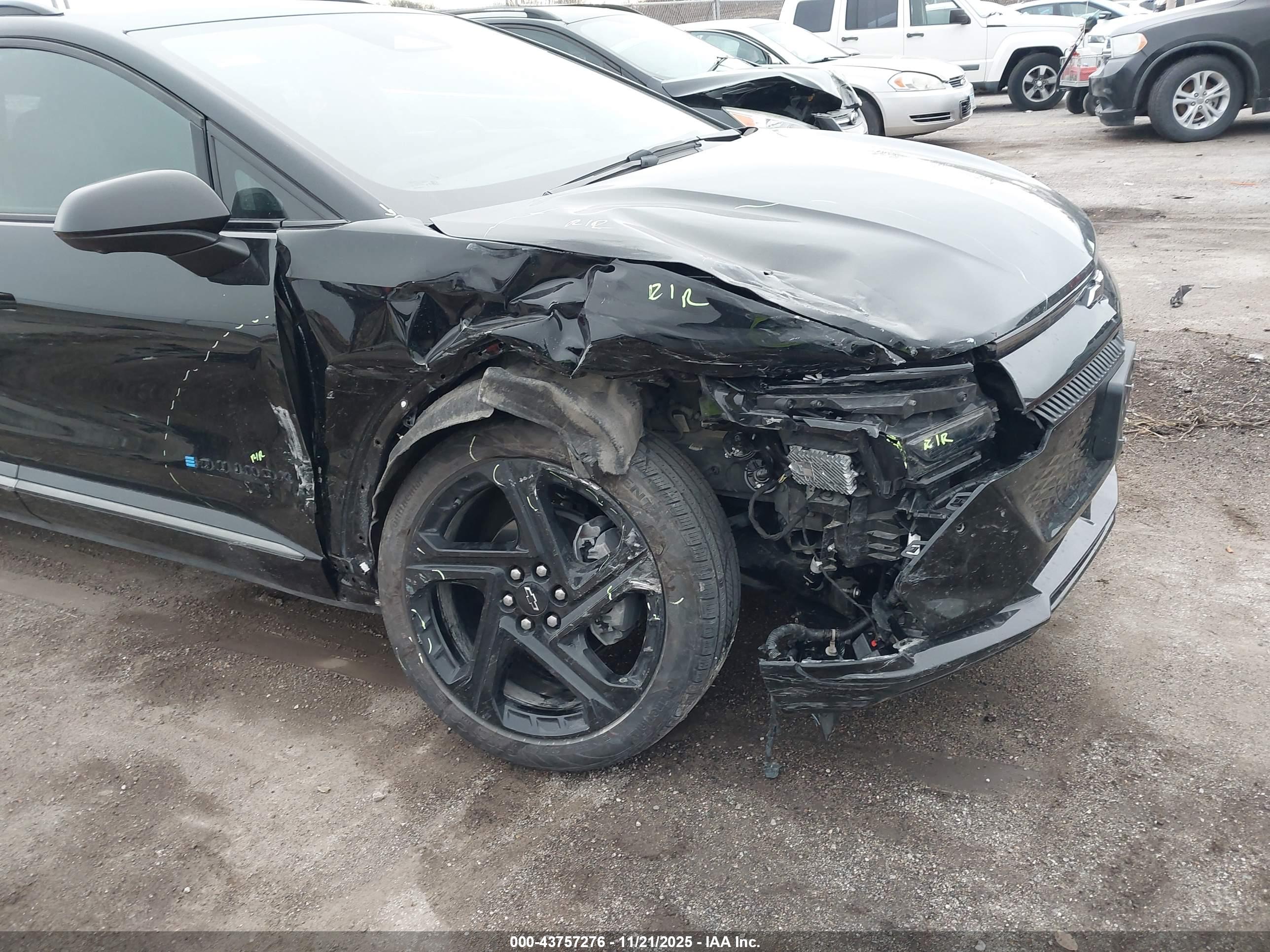 CHEVROLET EQUINOX image 6