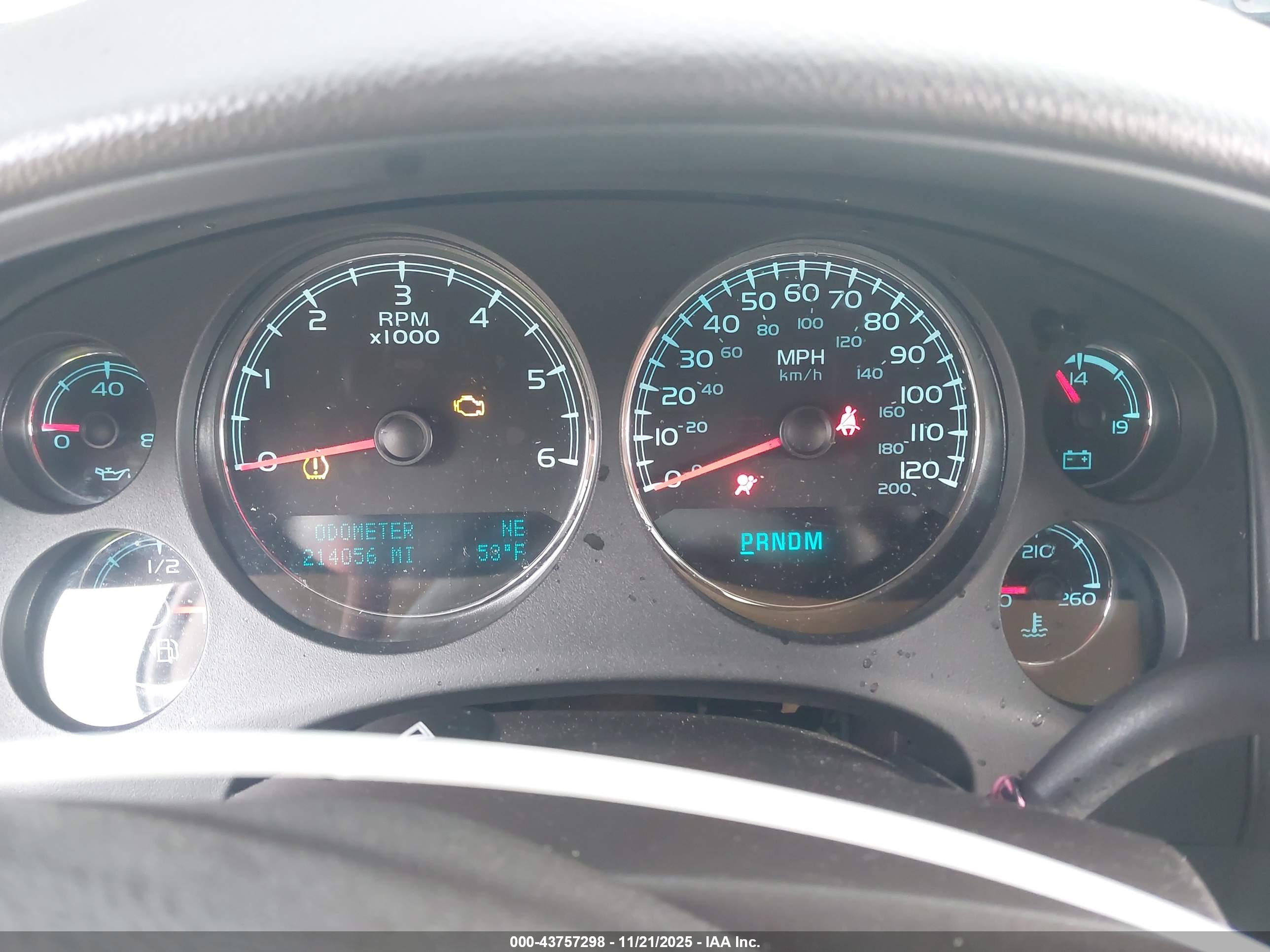 GMC YUKON image 7
