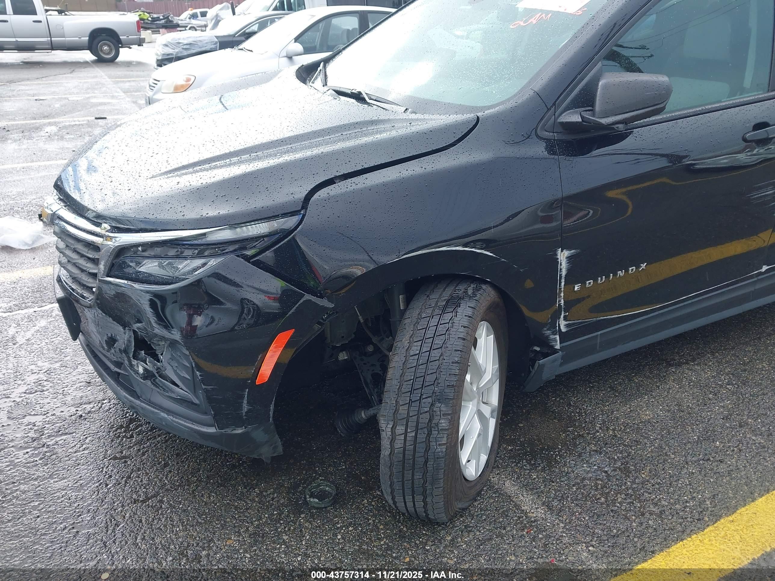 CHEVROLET EQUINOX image 6