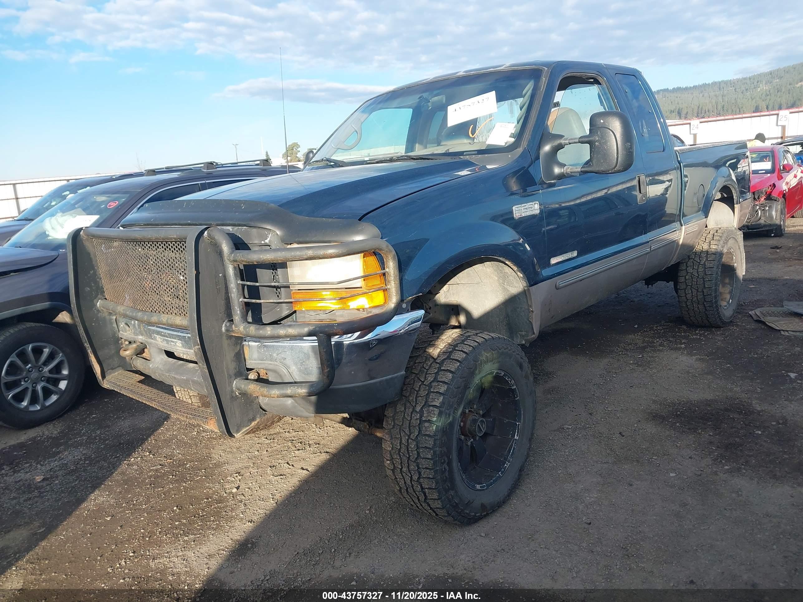 FORD F-250 image 2