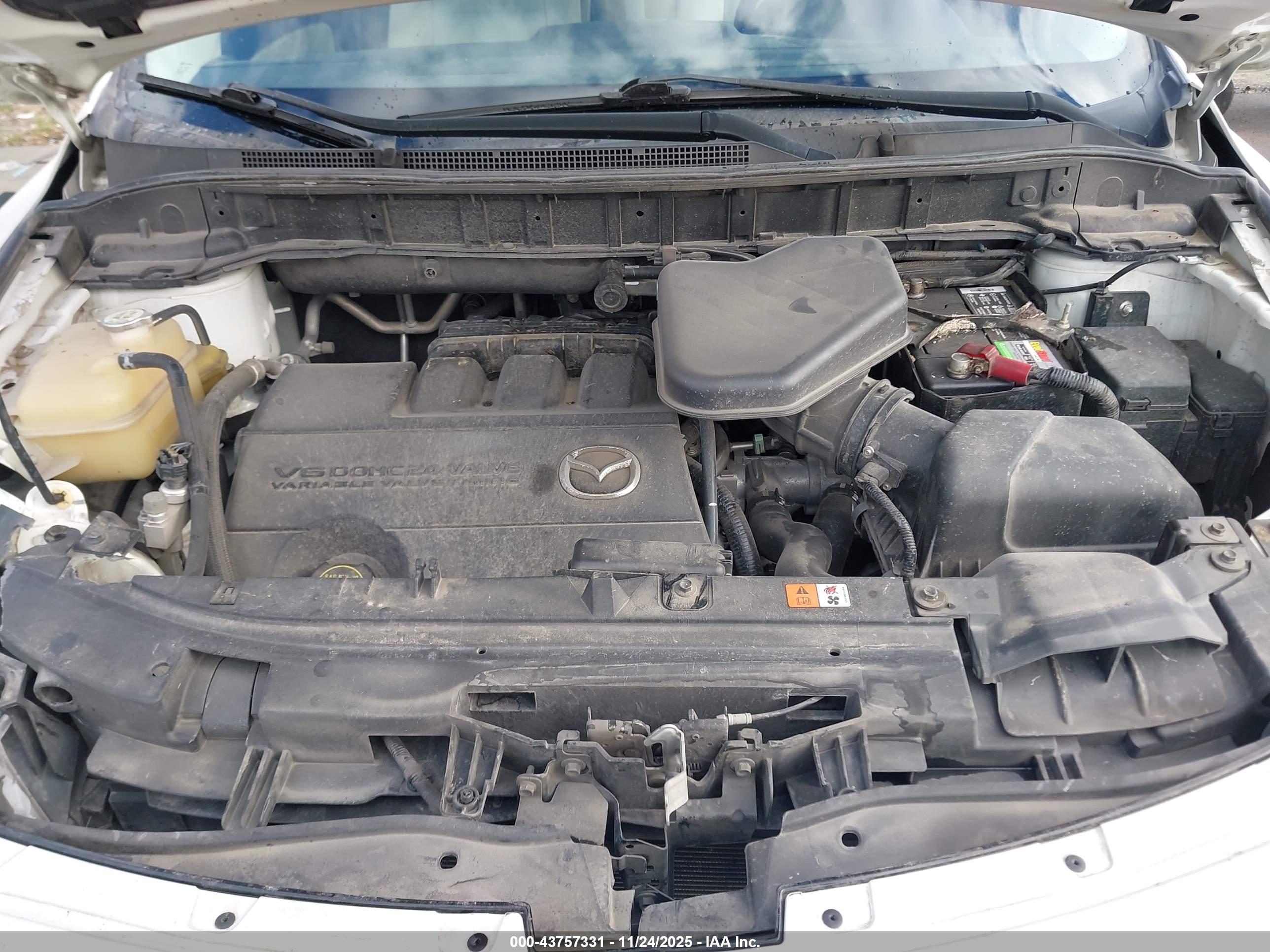MAZDA CX-9 image 10