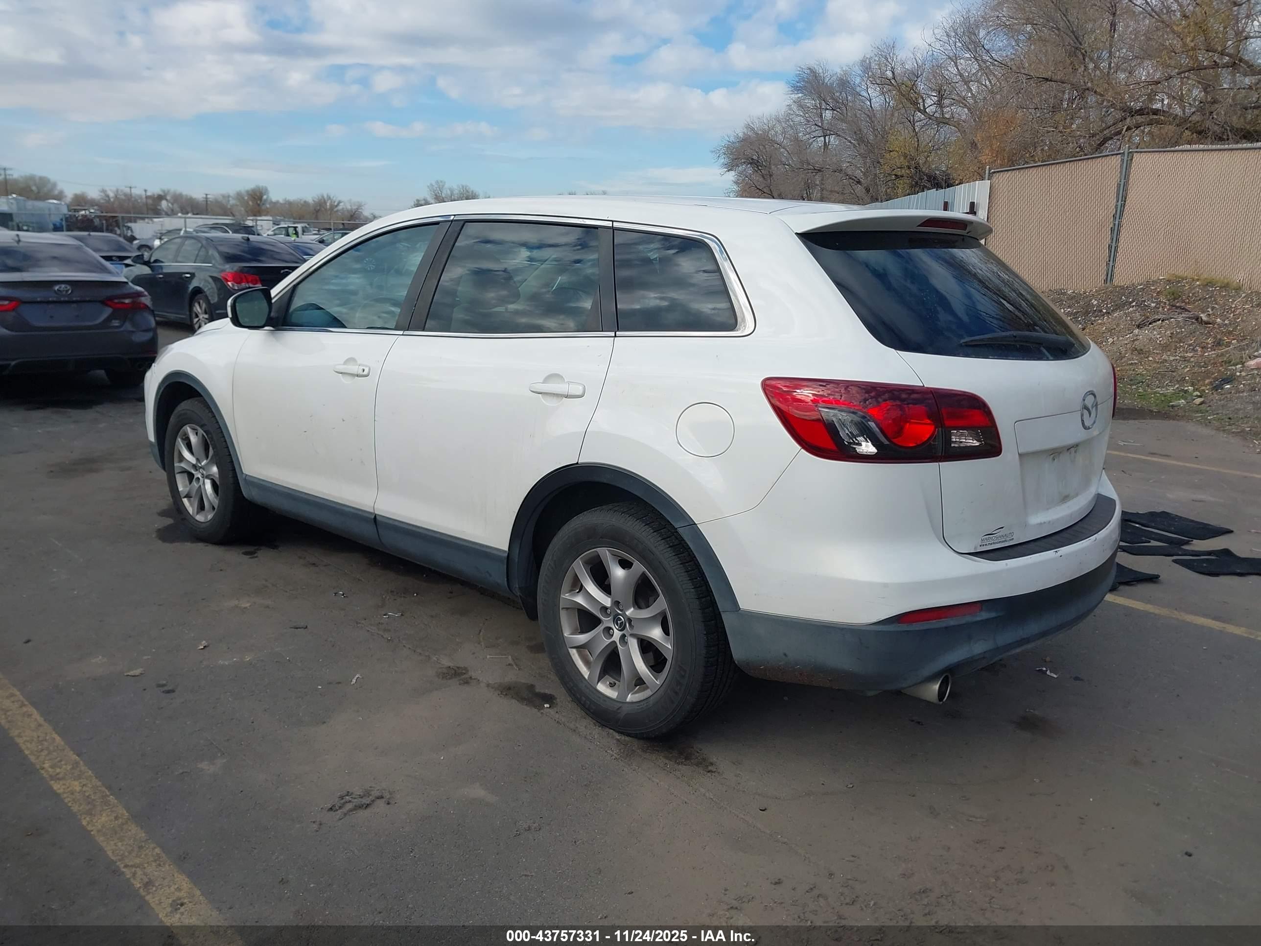 MAZDA CX-9 image 3