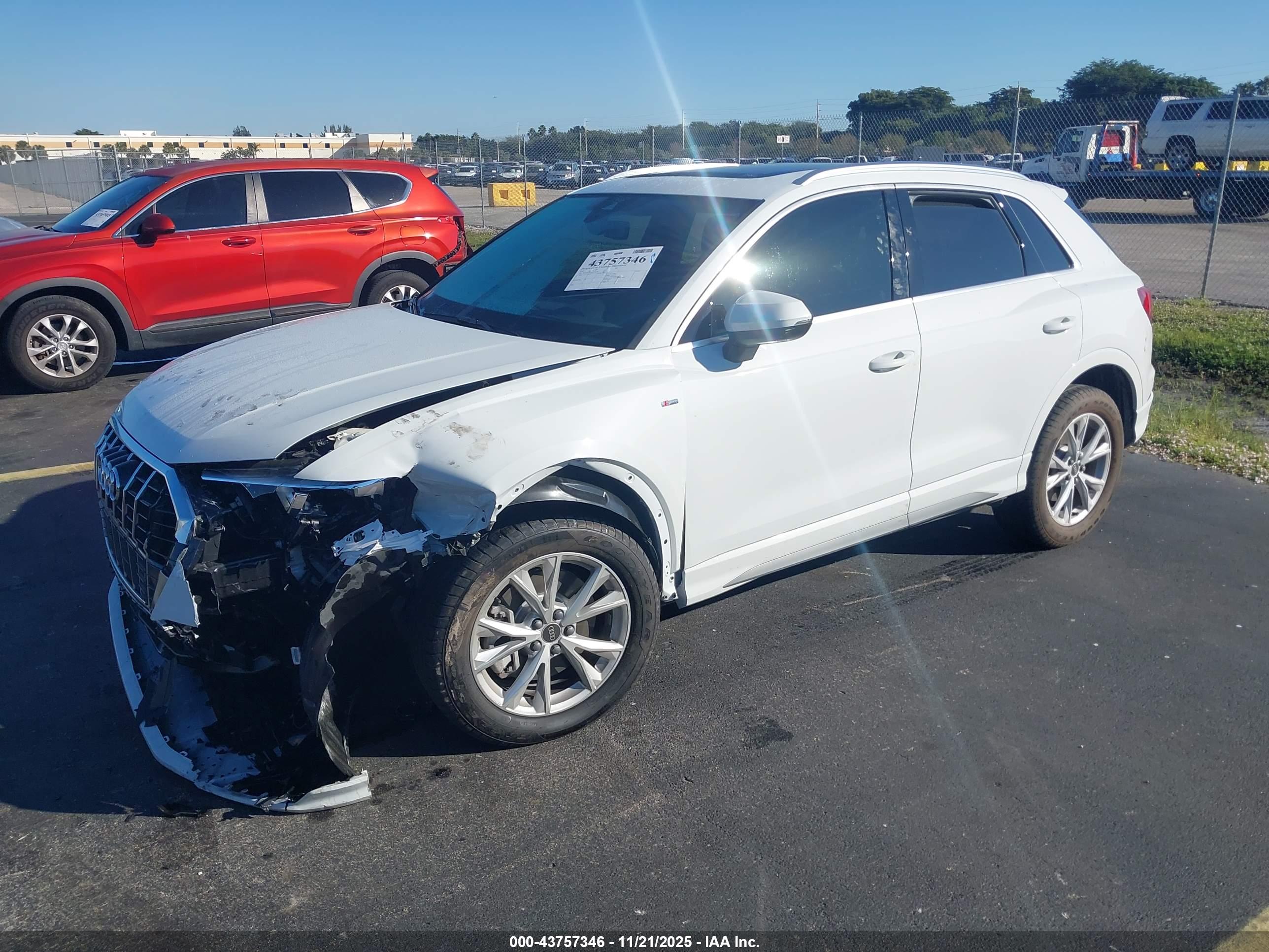 AUDI Q3 image 2