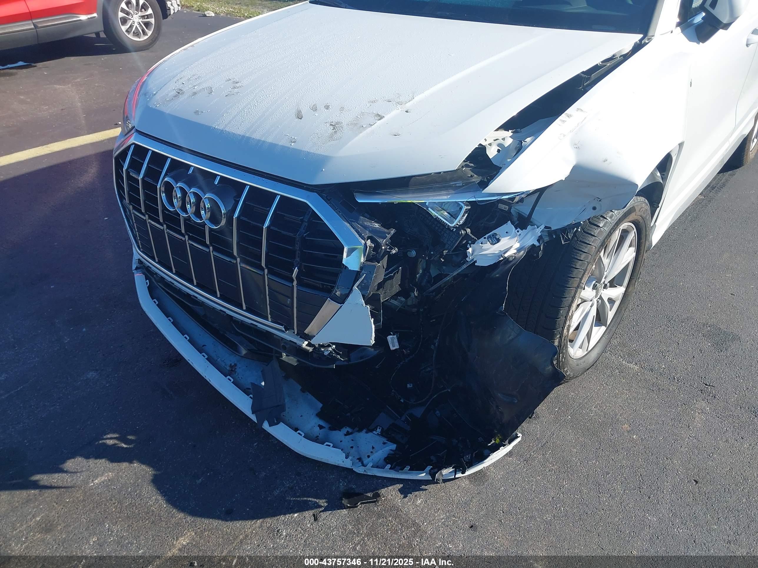 AUDI Q3 image 6