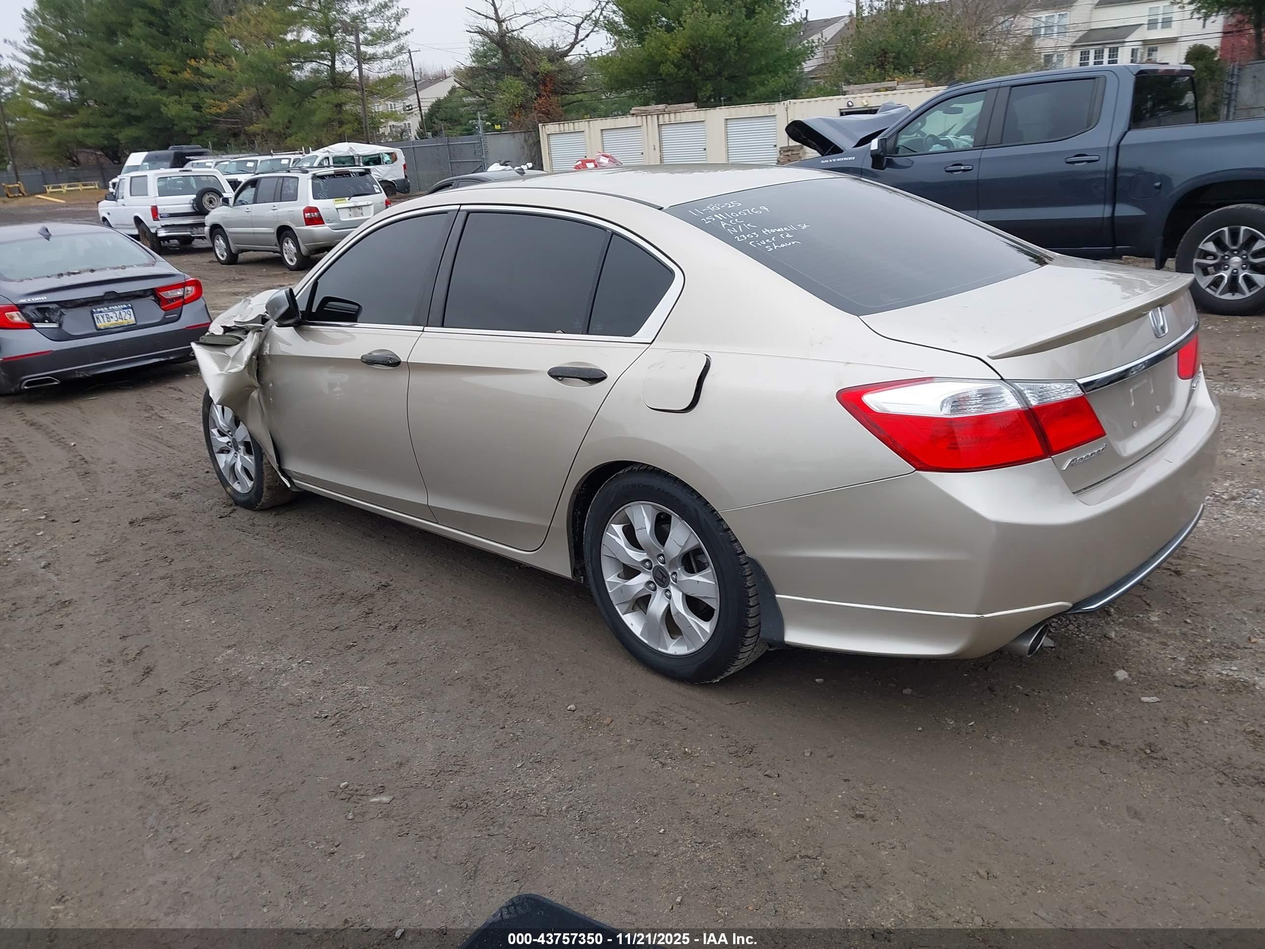 HONDA ACCORD image 3