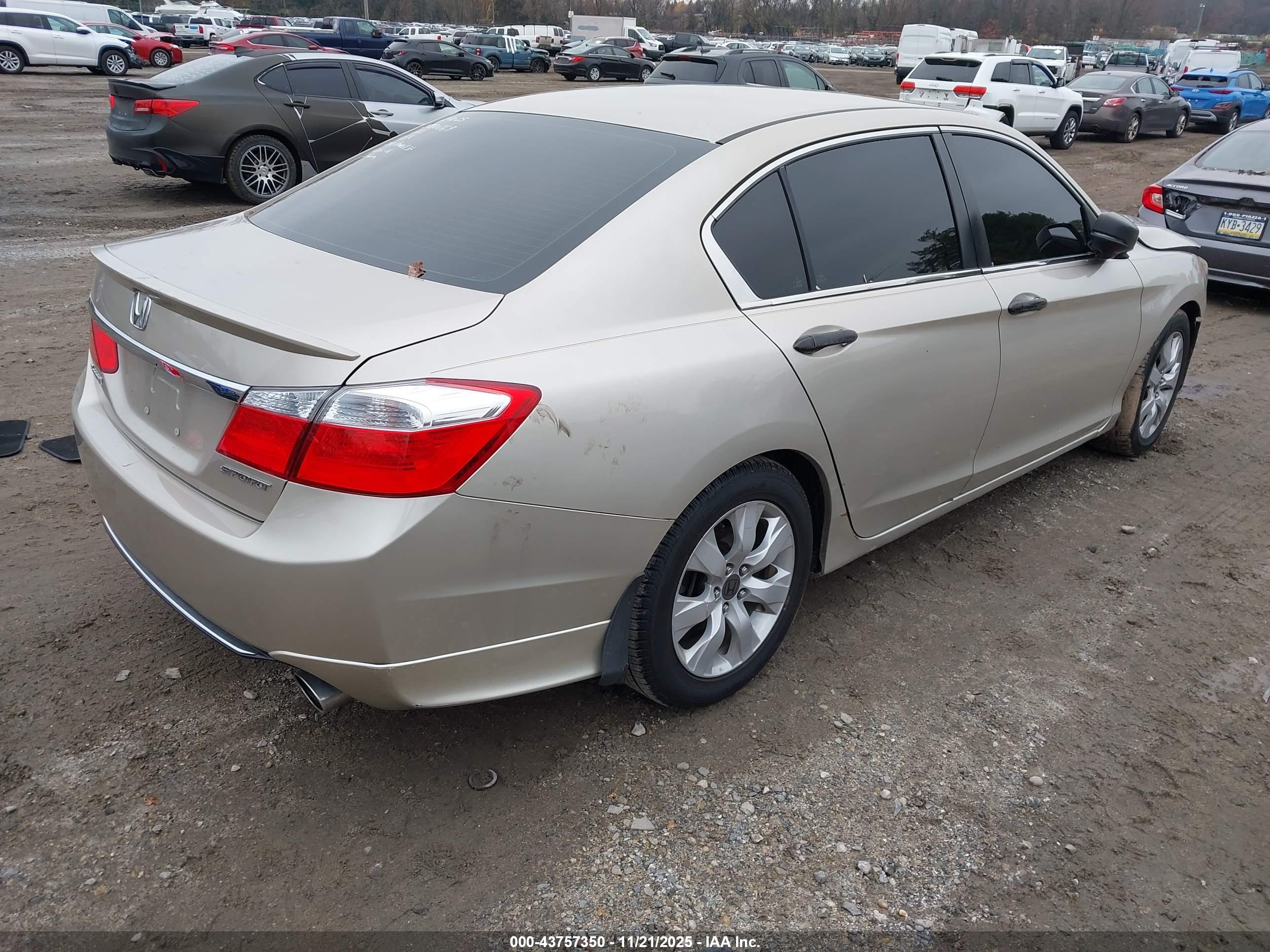 HONDA ACCORD image 4