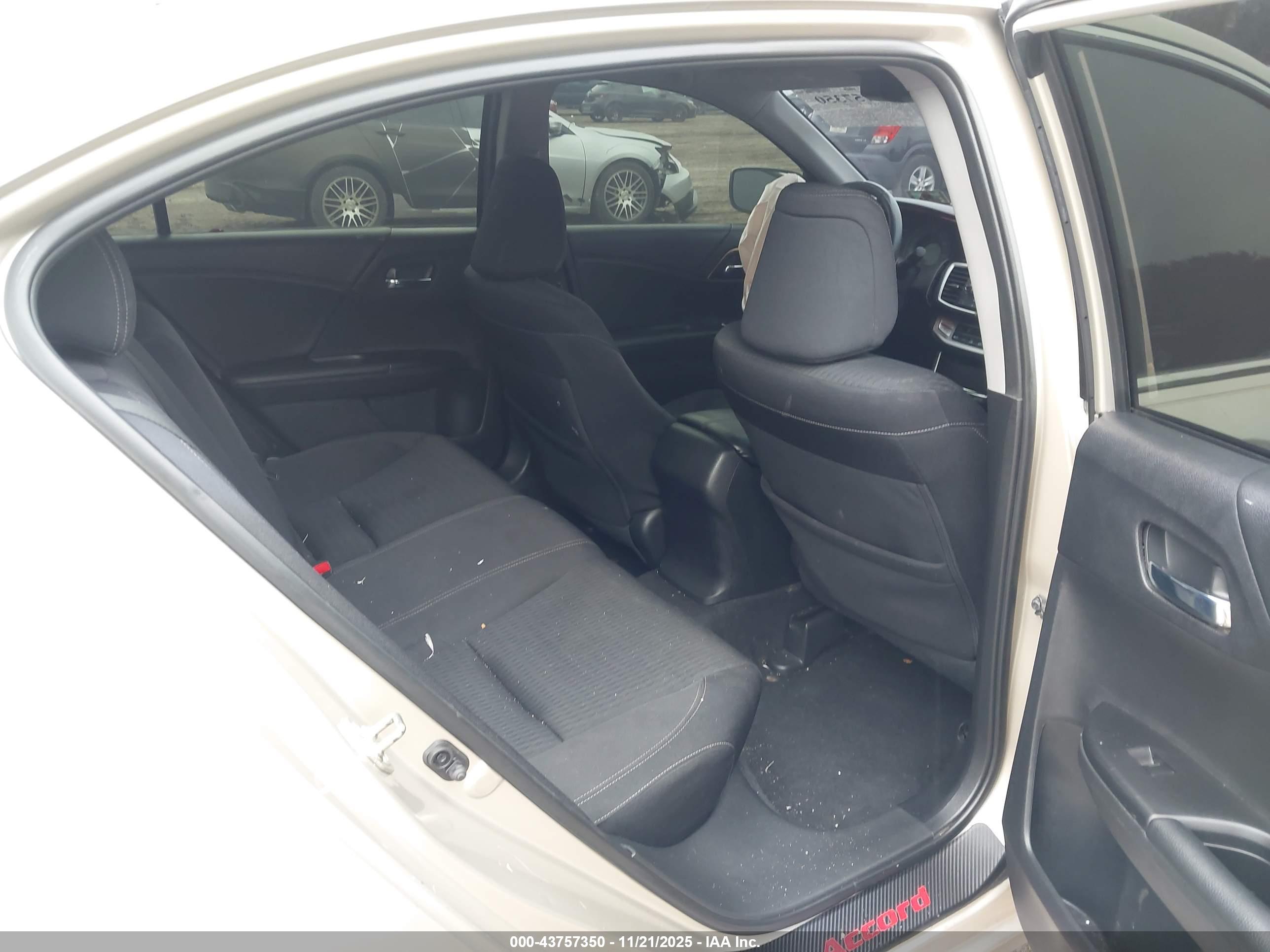 HONDA ACCORD image 8
