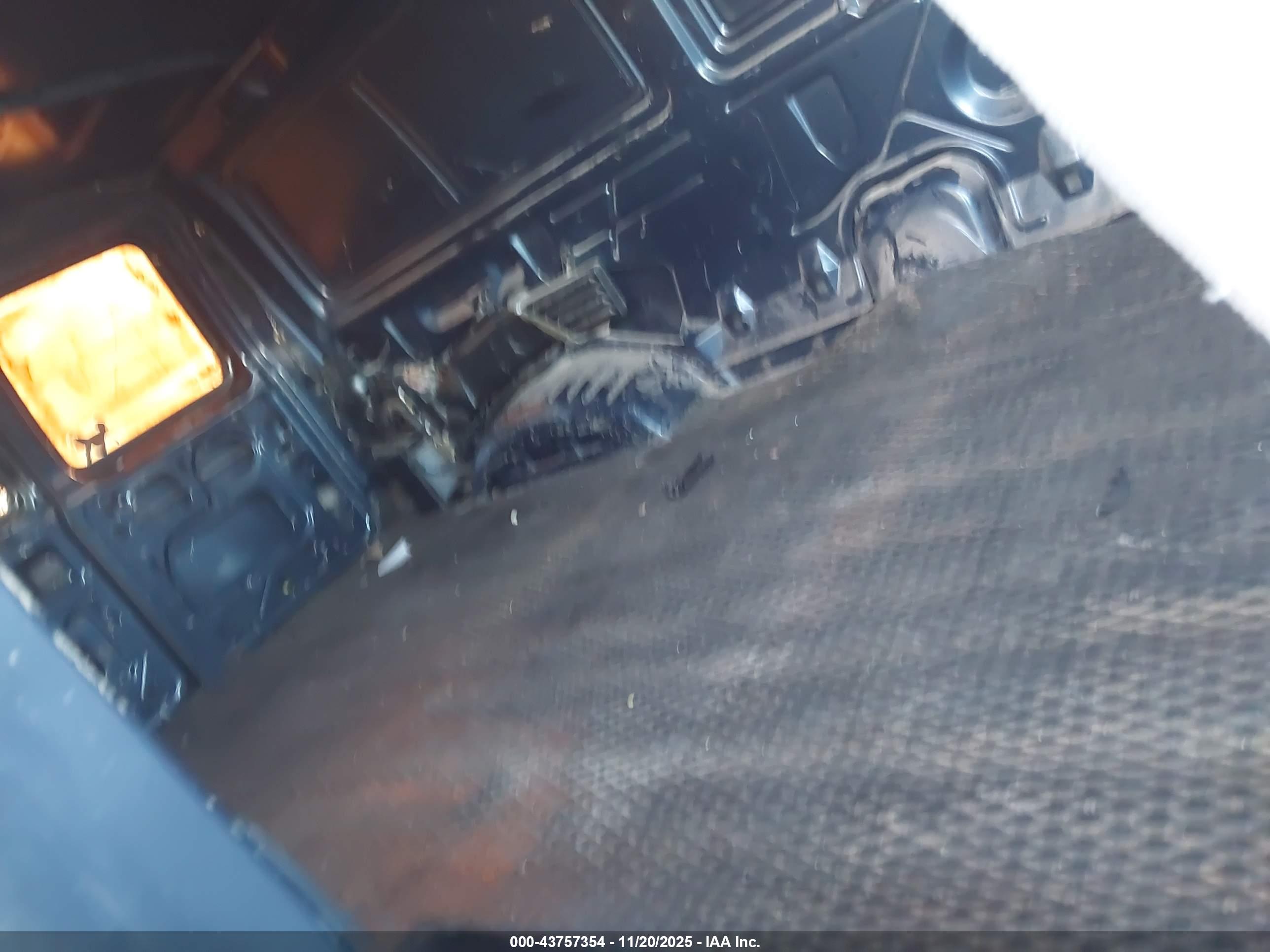 FORD E-150 image 8