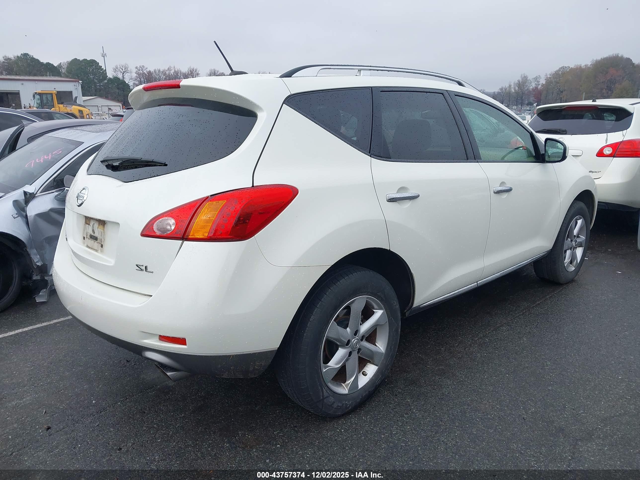 NISSAN MURANO image 4