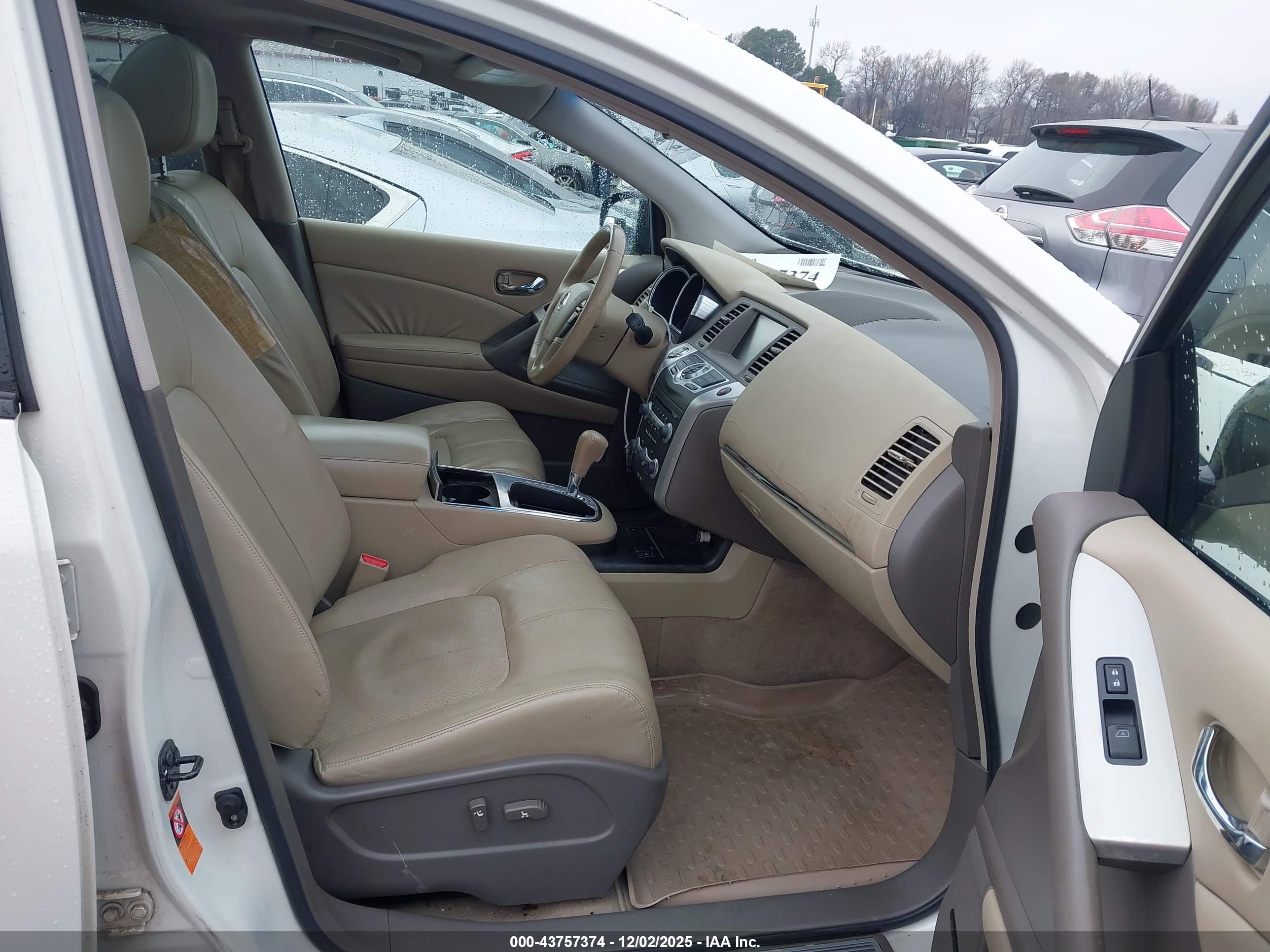 NISSAN MURANO image 5