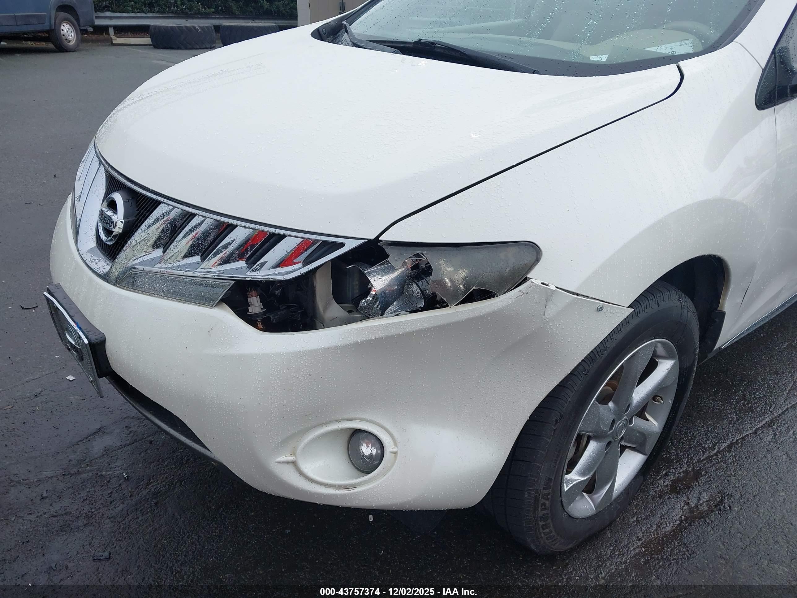 NISSAN MURANO image 6