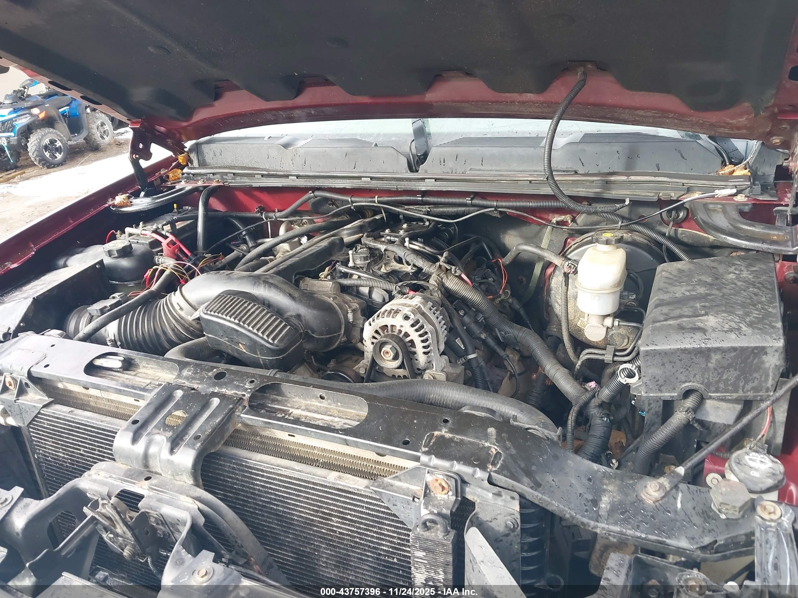 CHEVROLET SILVERADO image 10