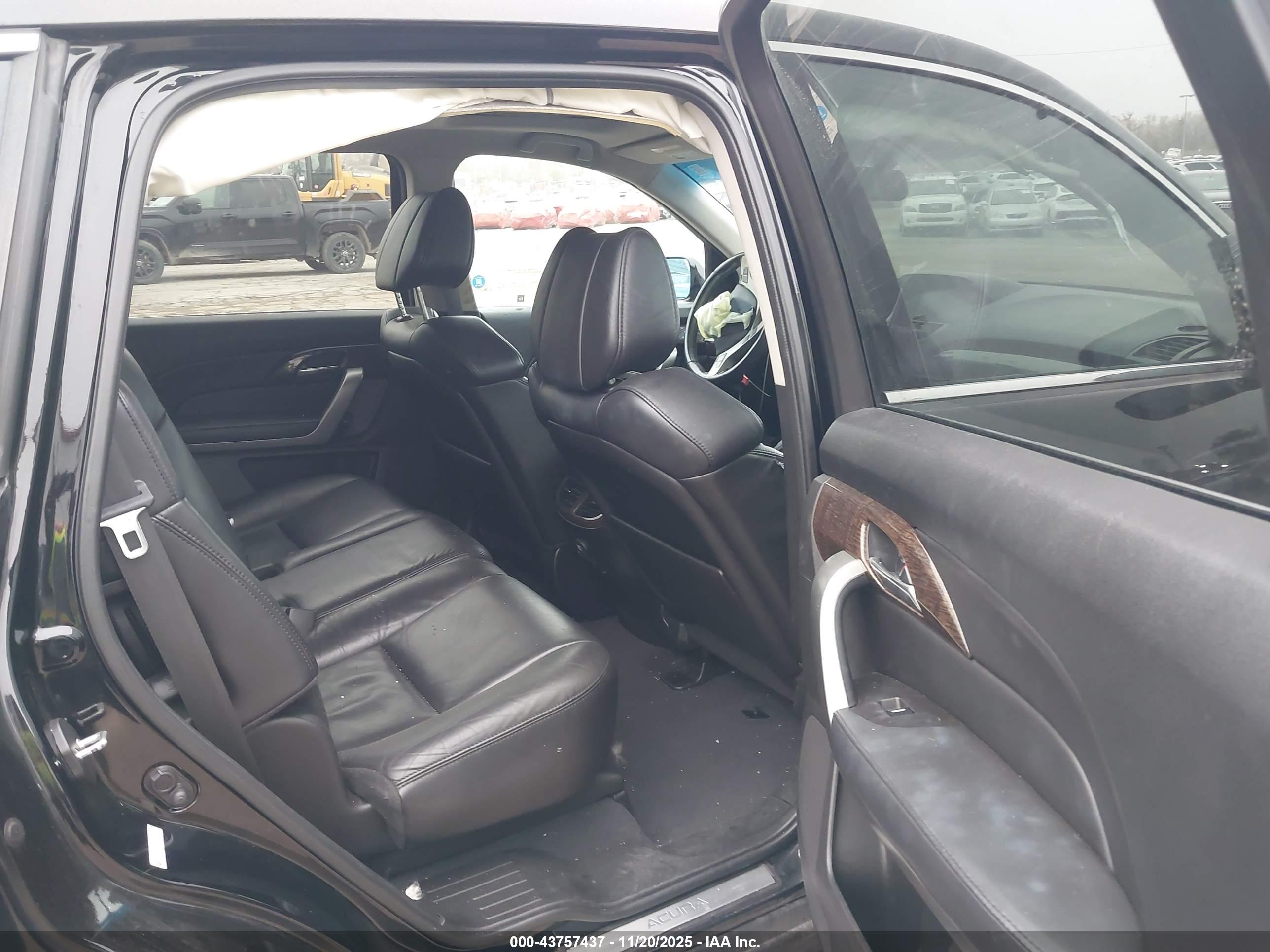 ACURA MDX image 8
