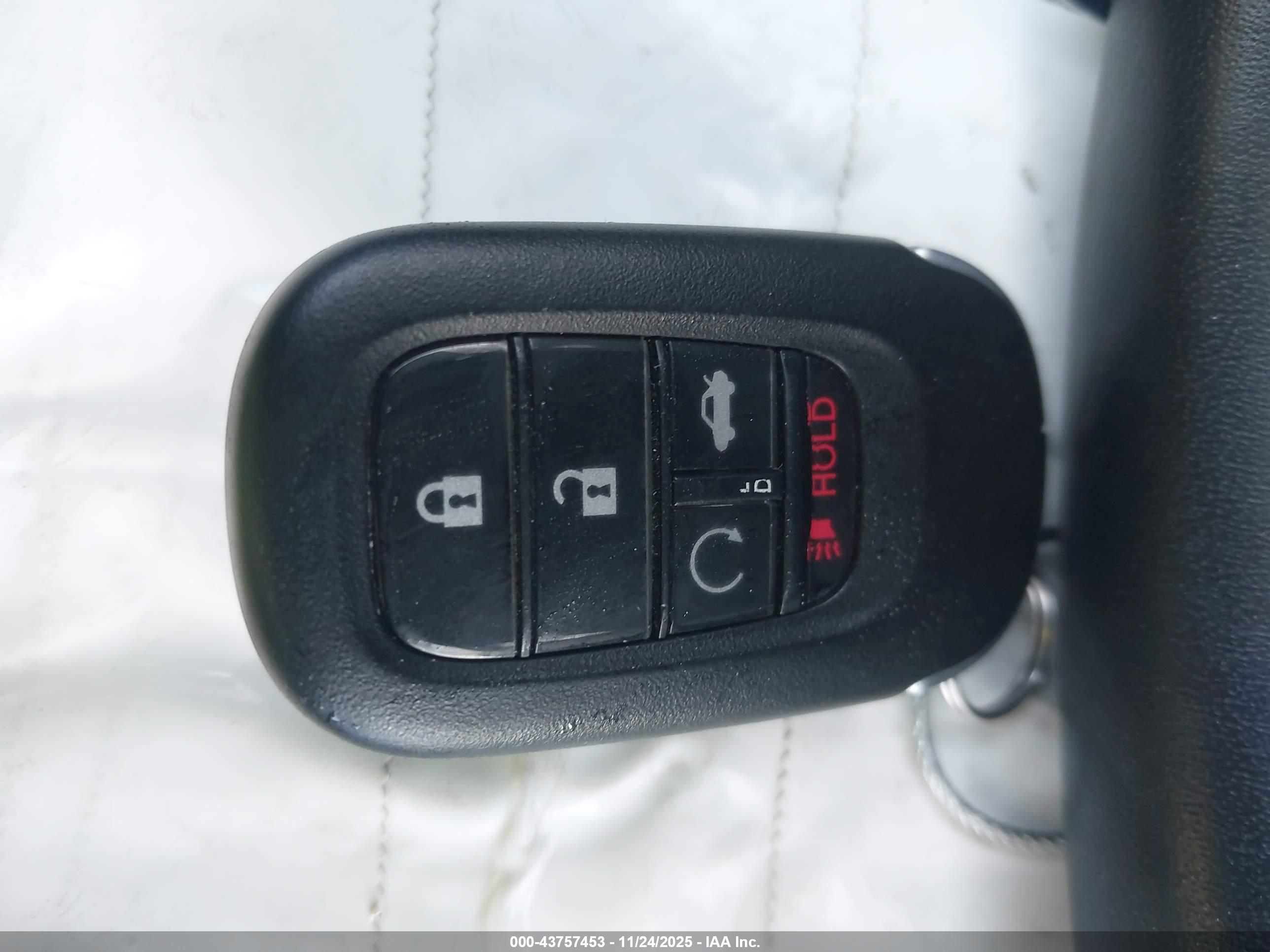 HONDA CIVIC image 11