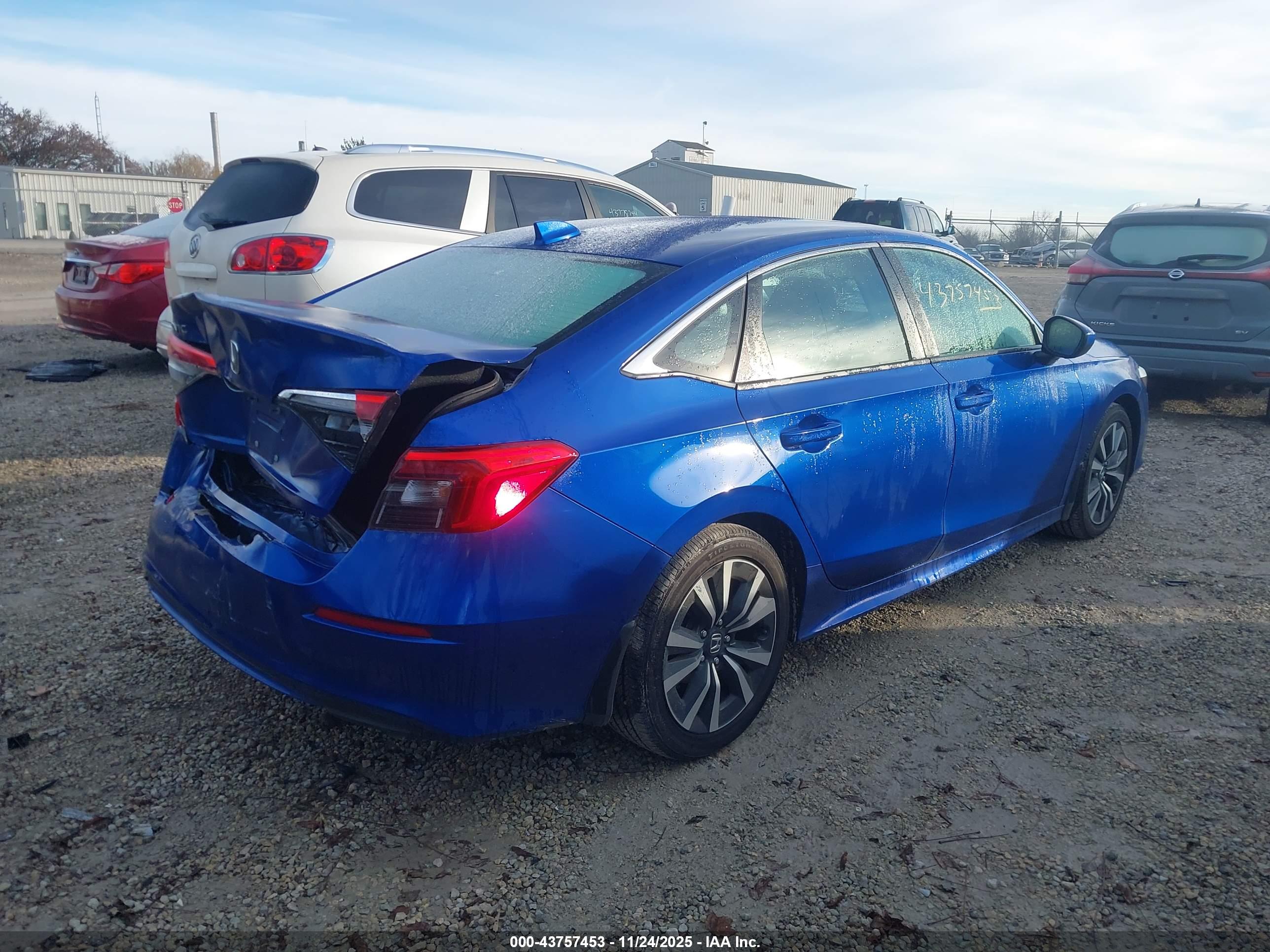 HONDA CIVIC image 4