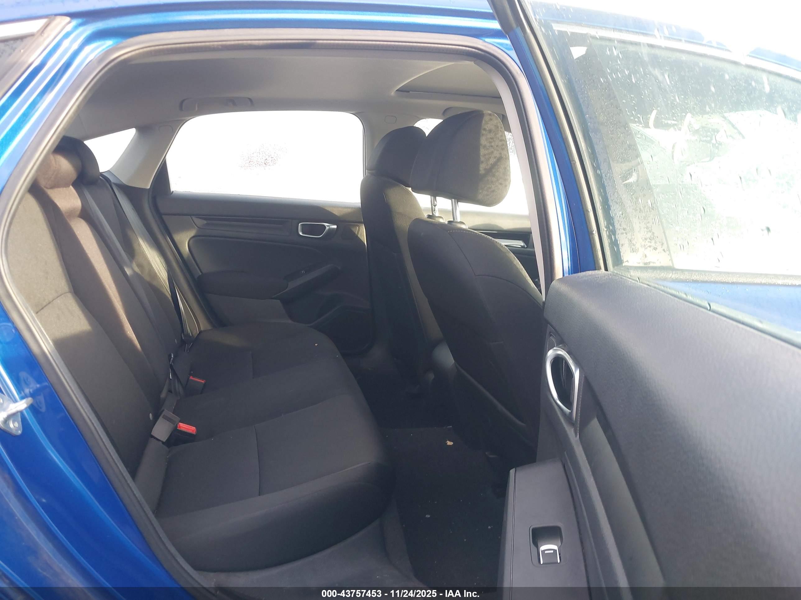 HONDA CIVIC image 8