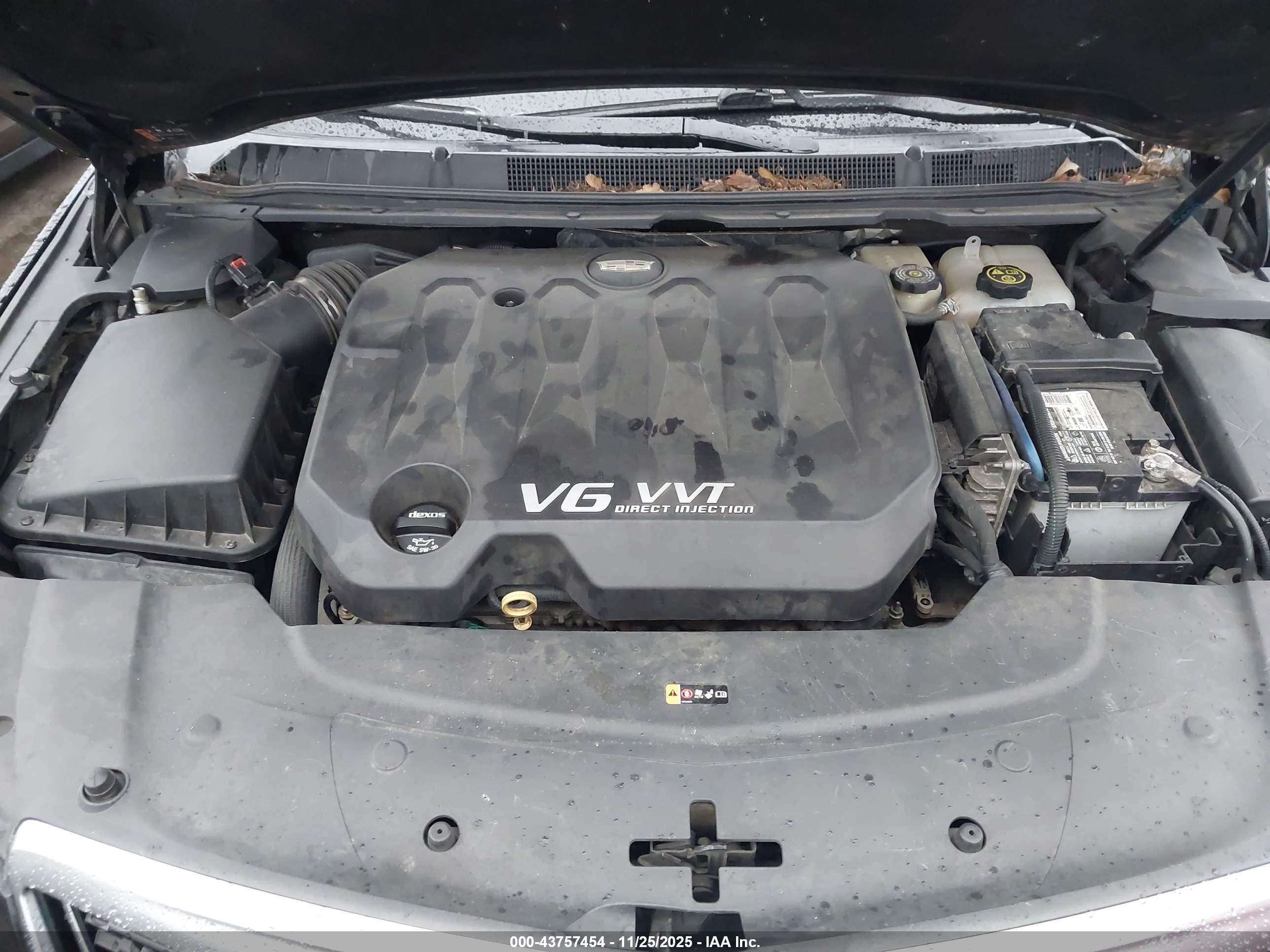 CADILLAC XTS image 10