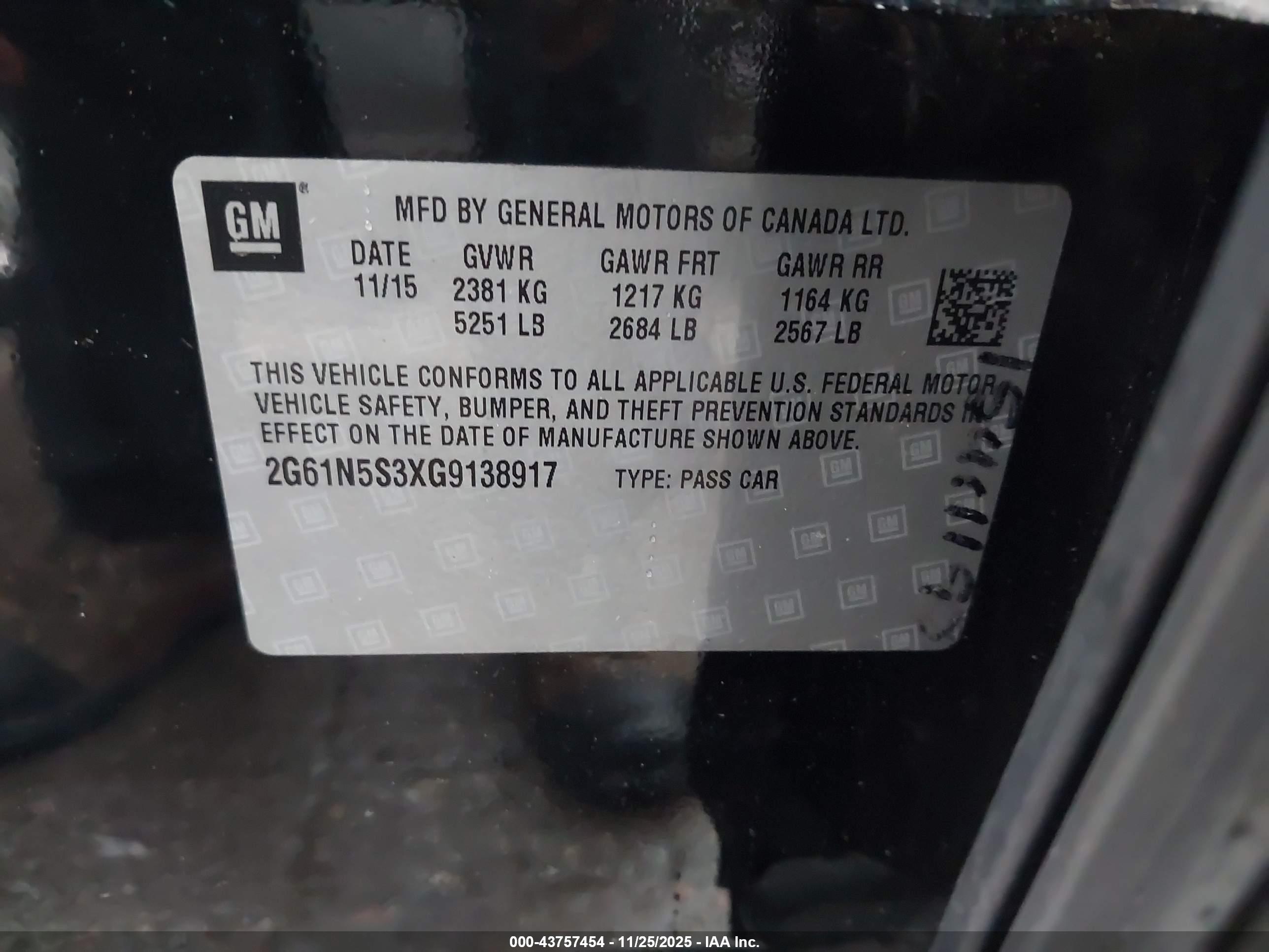 CADILLAC XTS image 9