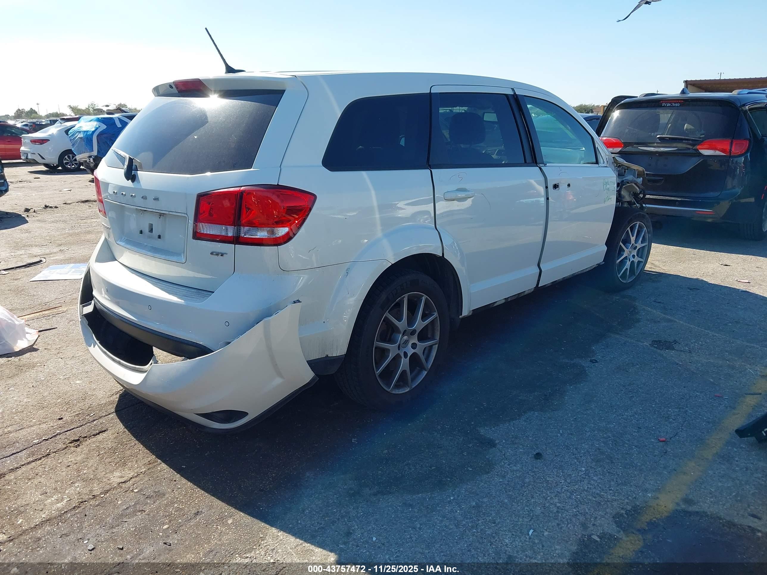 DODGE JOURNEY image 4