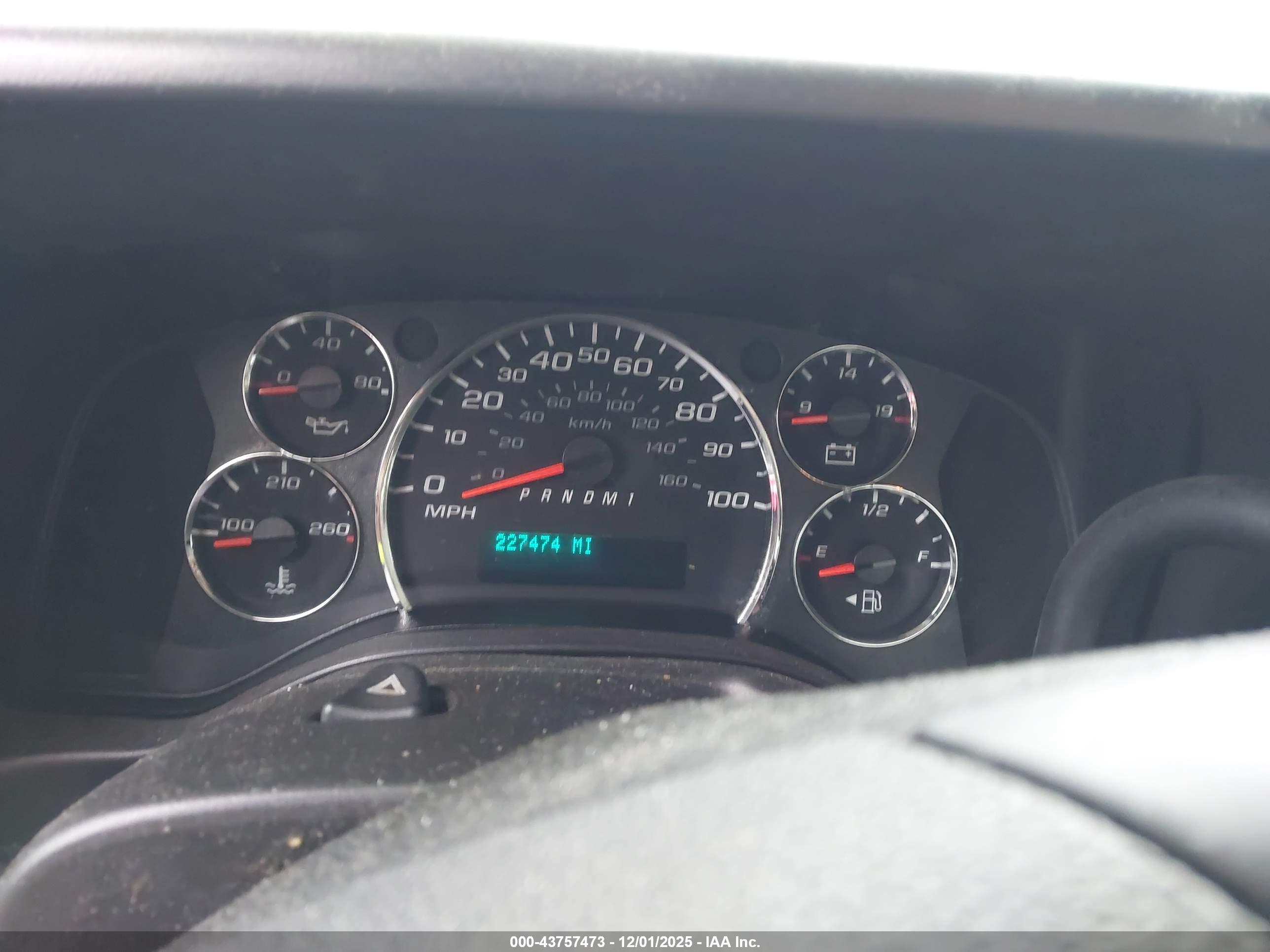 GMC SAVANA image 7