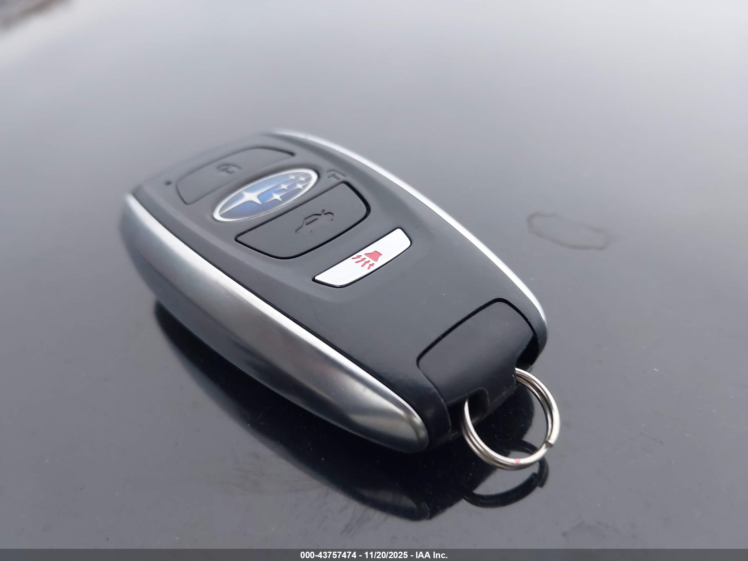 SUBARU OUTBACK image 11
