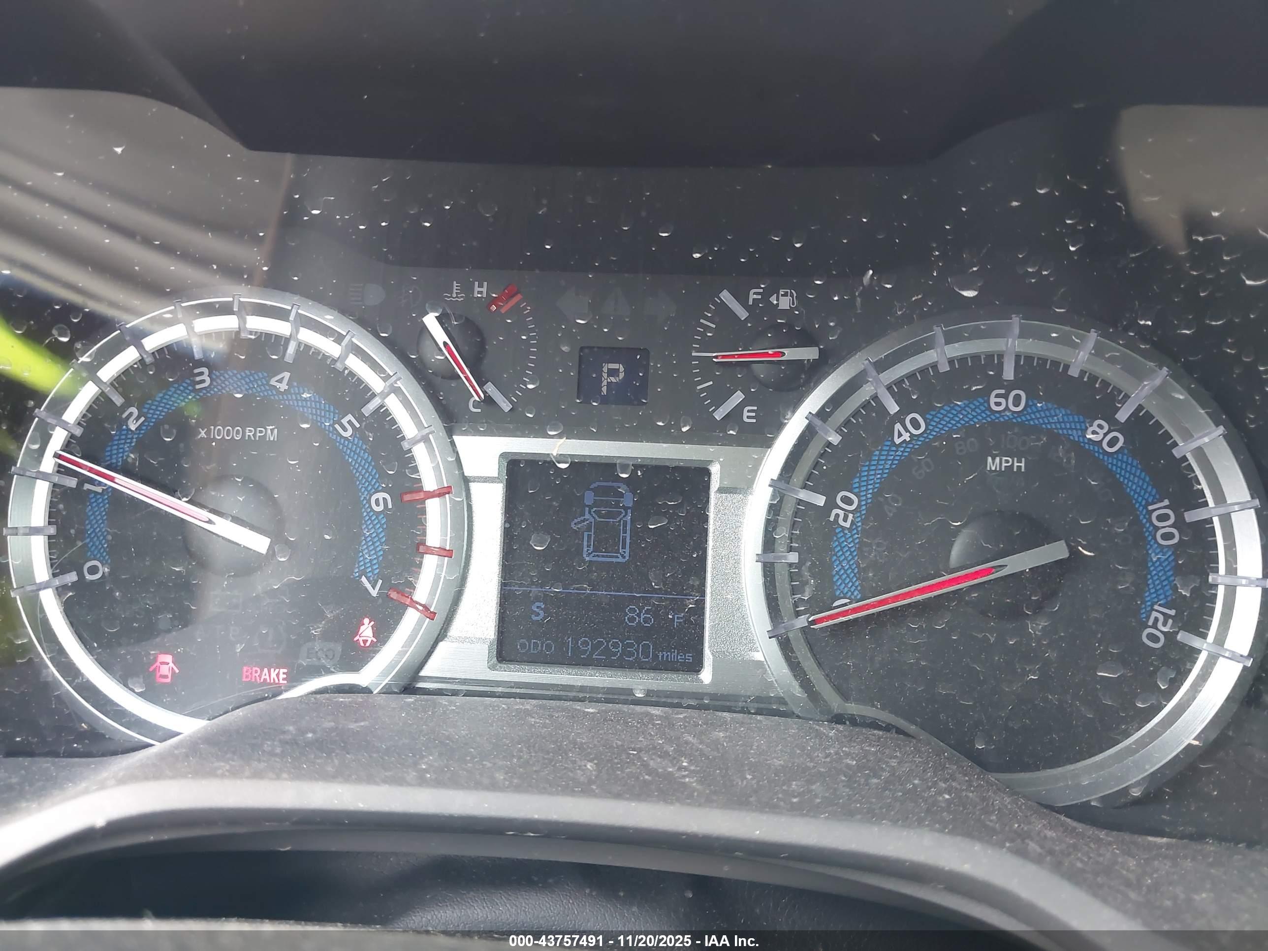 TOYOTA 4RUNNER image 7