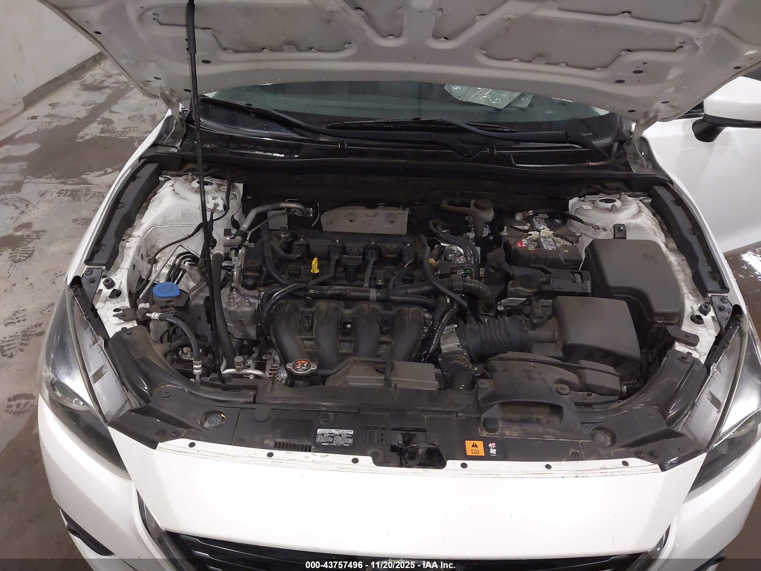 MAZDA MAZDA3 image 10
