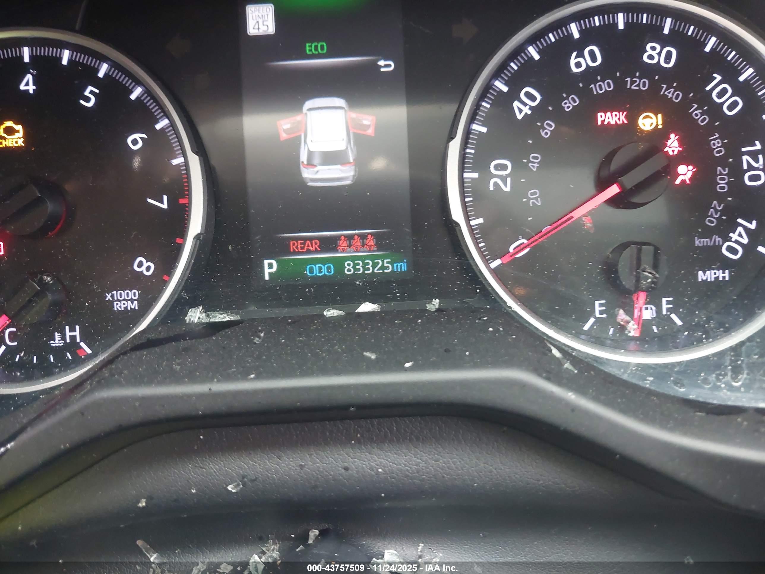 TOYOTA RAV4 image 7