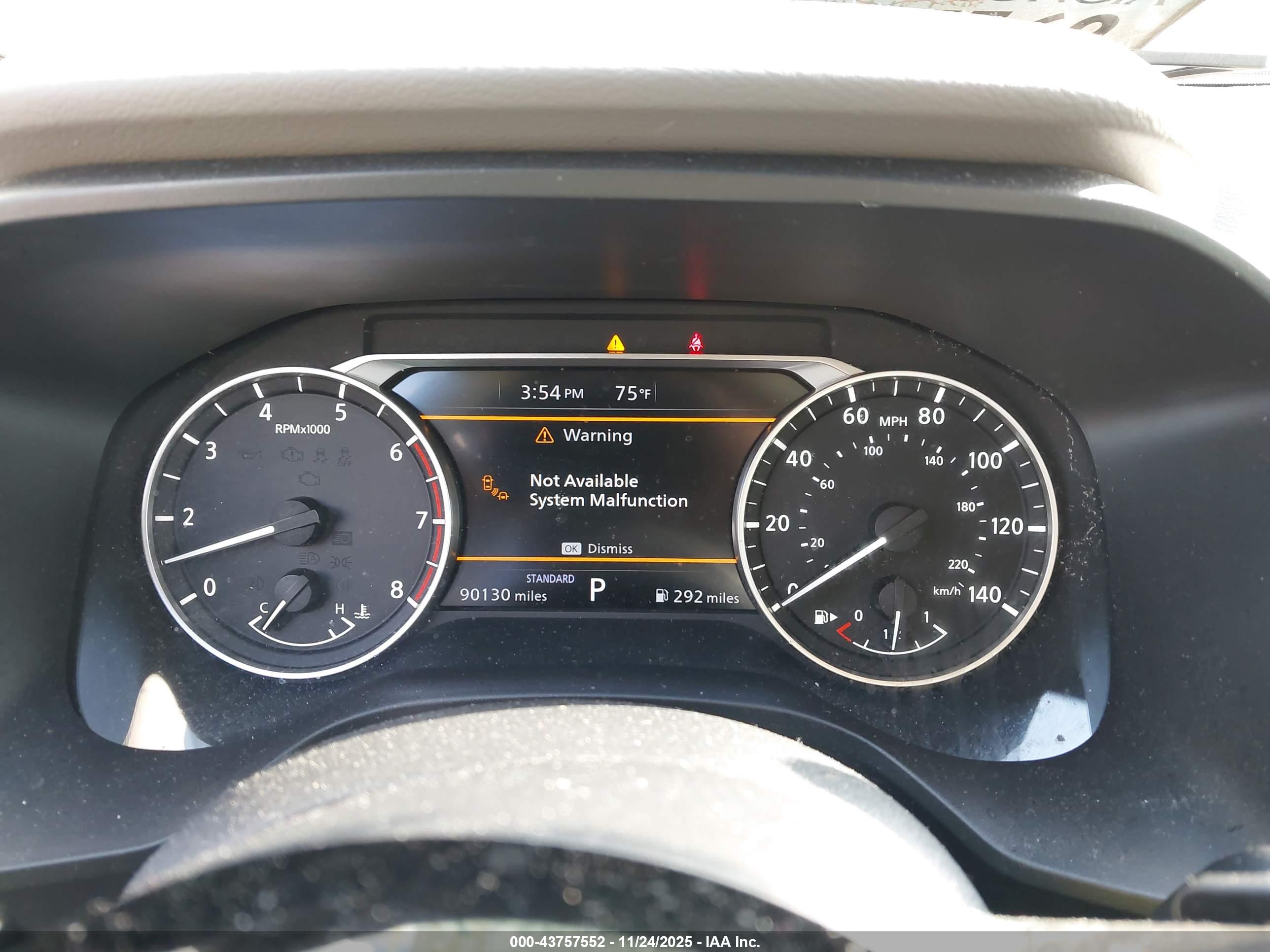 NISSAN ROGUE image 7